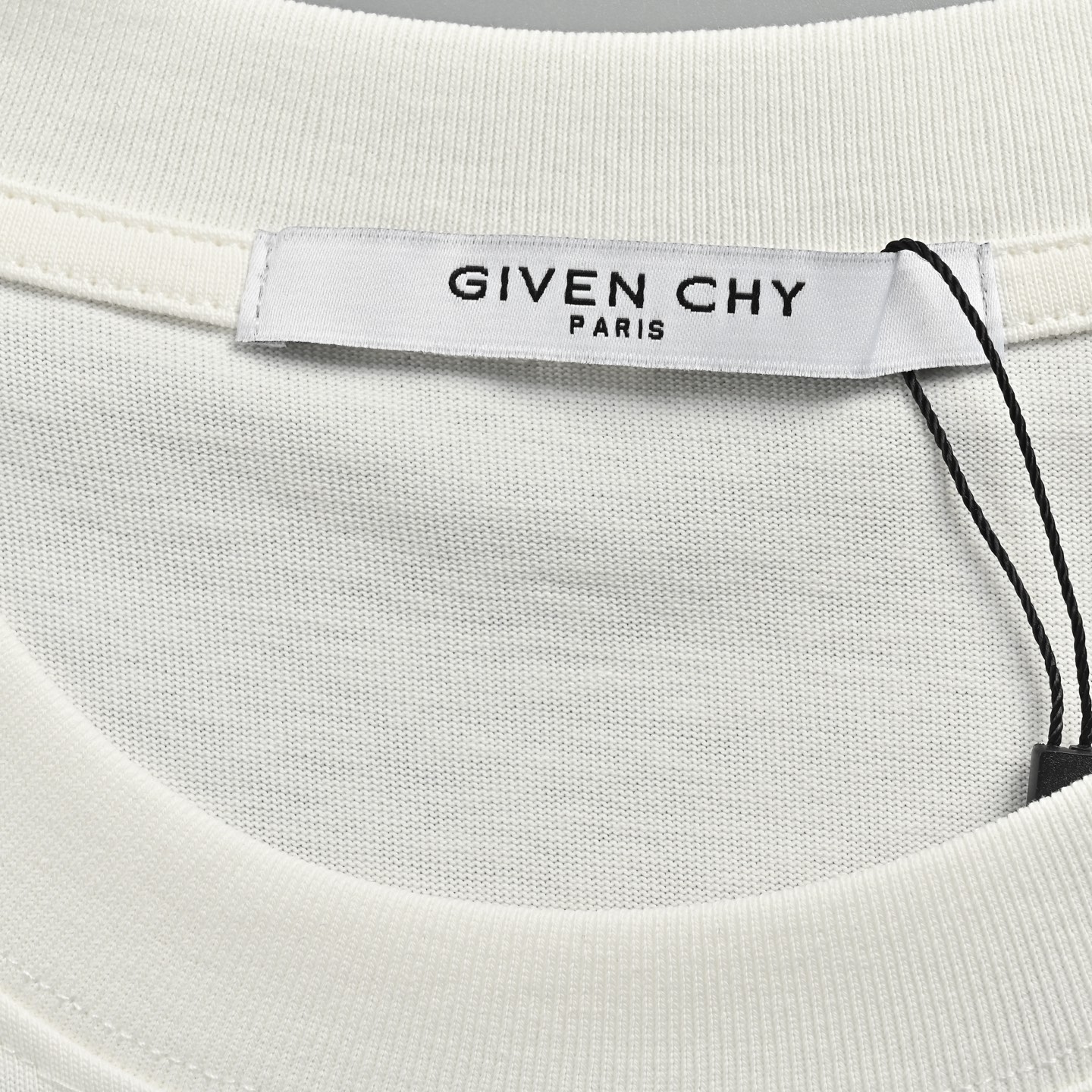 GIVENCHY/纪梵希 25ss 刺绣字母logo短袖