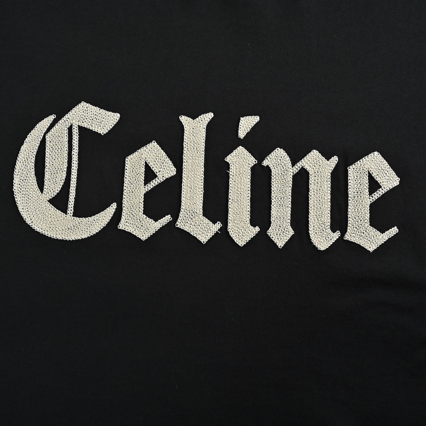 Celine/赛琳 25ss 哥特字母刺绣短袖