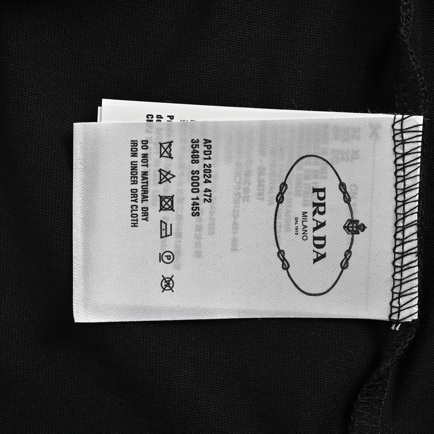 Prada/普拉达 25ss 三角标尼龙口袋拼接短袖