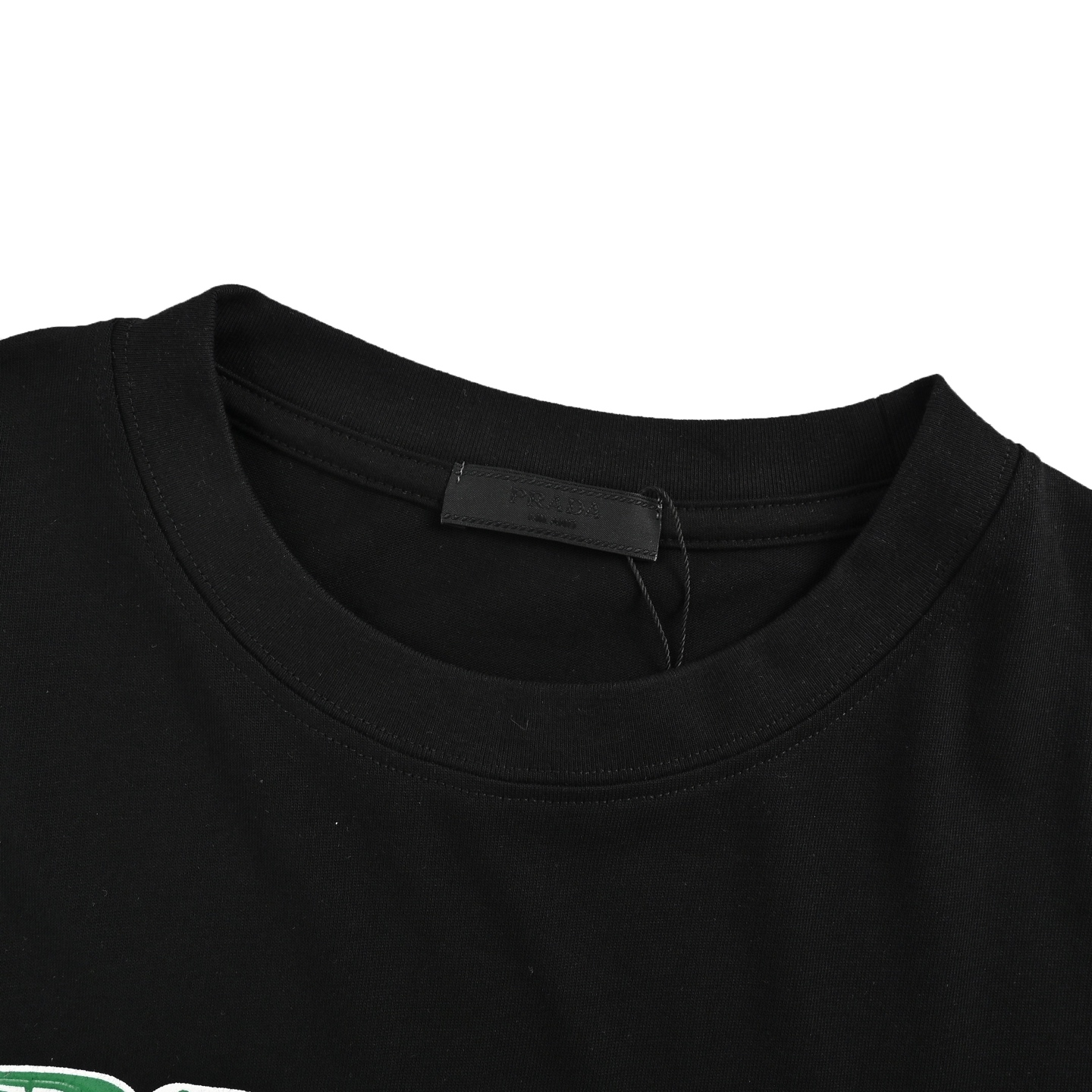Prada/普拉达 25ss 绿色字母logo印花短袖 胸前用涂鸦形象展现经典三角logo