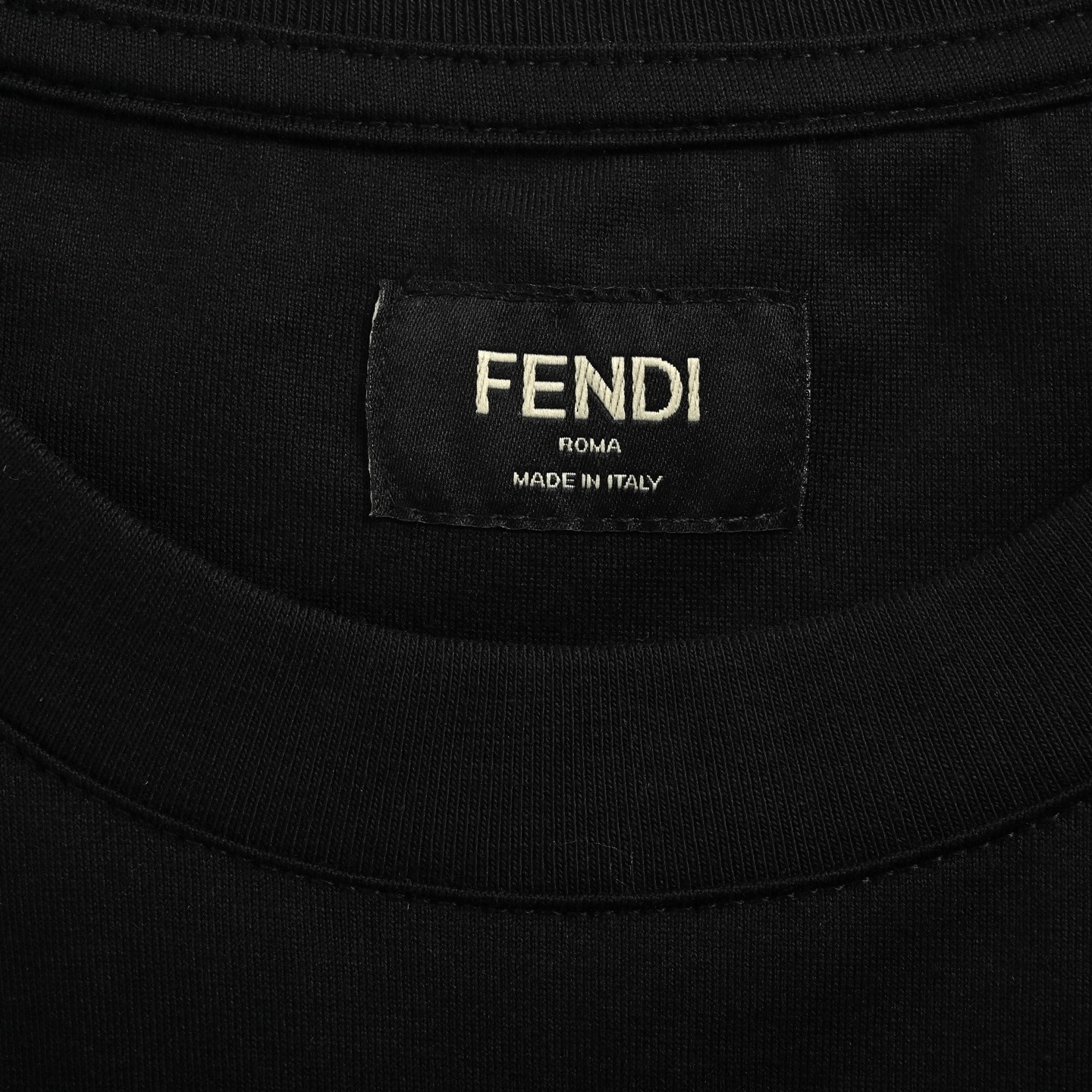 Fendi/芬迪 25ss 蛇年限定金色眼睛印花短袖