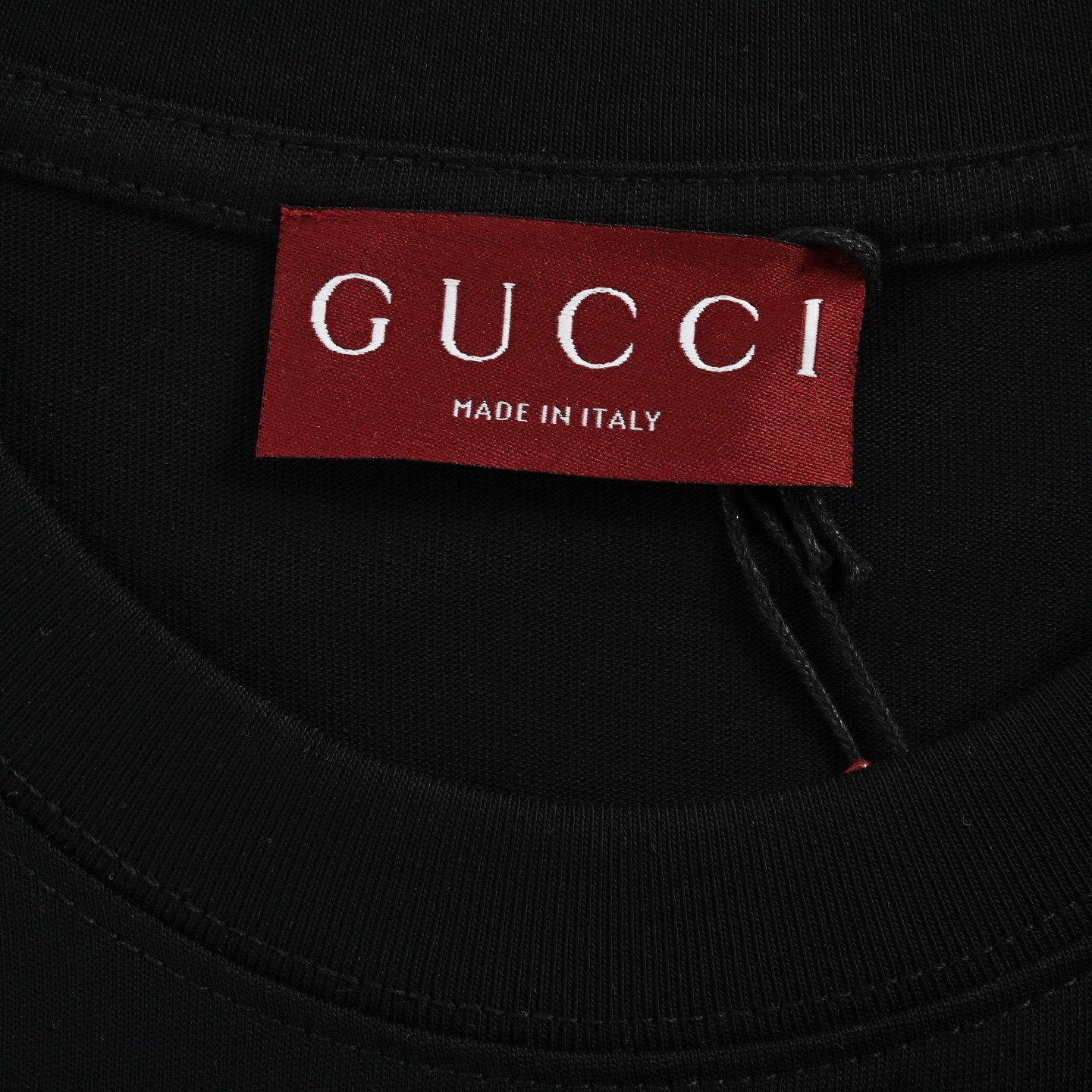 Gucci/古驰 25ss 渐变字母logo印花短袖 全新的GG标语系列