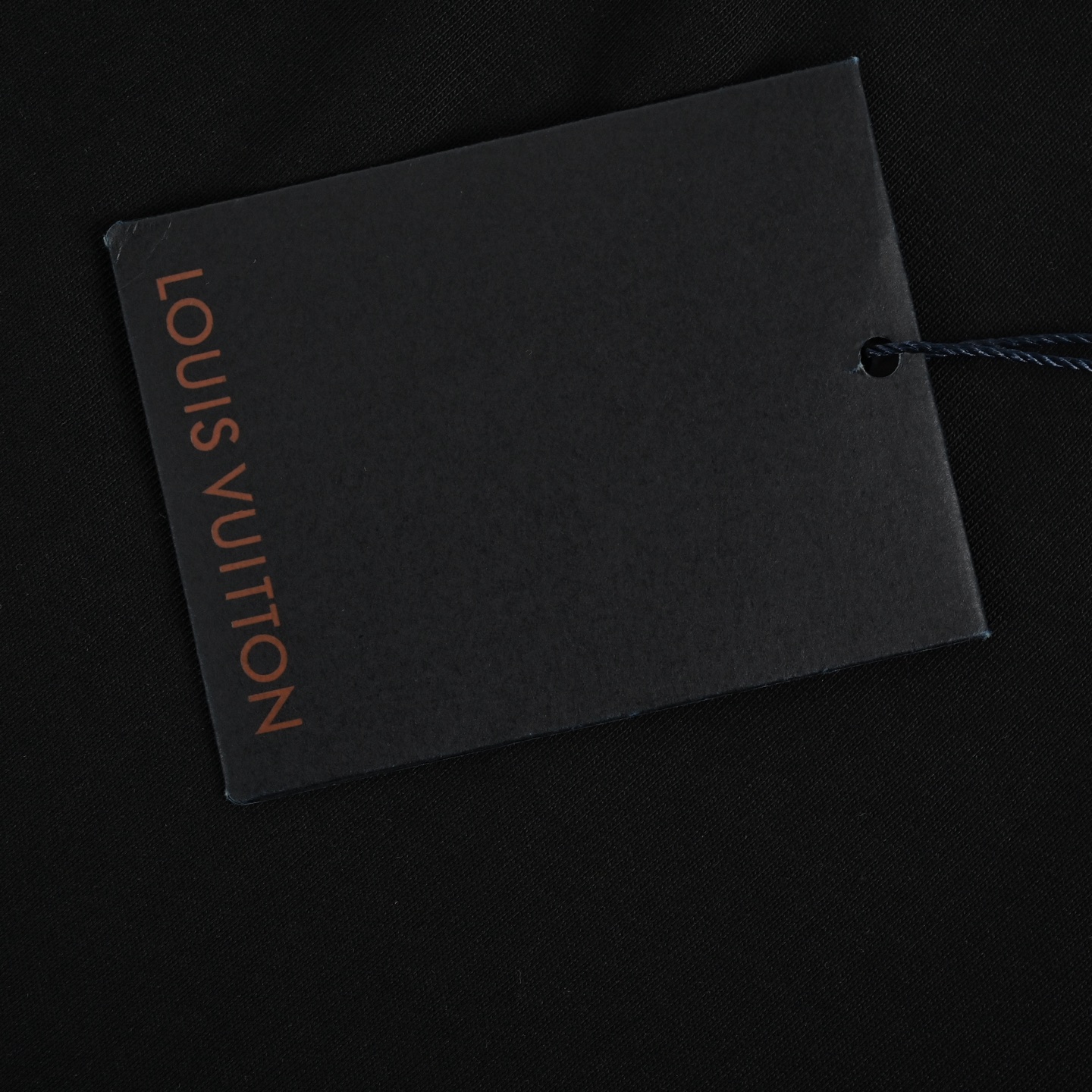 Louis Vuitton/路易威登 25ss 链条logo印花短袖 黑色 杏色-Chinese UA Cheap High Quatity Brand Clothes Bags handbags Sneakers wholesale wholesaler seller from China Factory suppliers Fashion Clothing Shoes best Quality Beautiful Price Louis Vuitton/路易威登 25ss 链条logo印花短袖 黑色 杏色