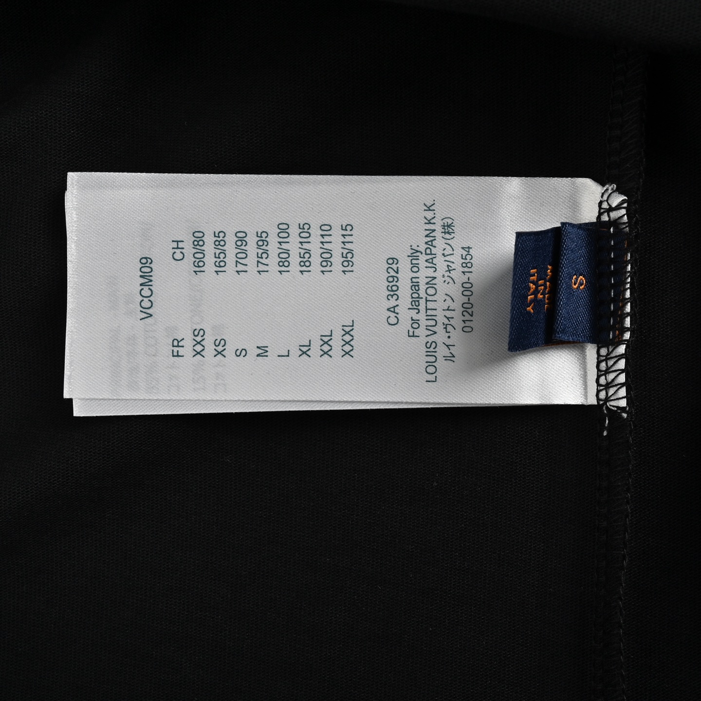 Louis Vuitton/路易威登 25ss 链条logo印花短袖 黑色 杏色-Chinese UA Cheap High Quatity Brand Clothes Bags handbags Sneakers wholesale wholesaler seller from China Factory suppliers Fashion Clothing Shoes best Quality Beautiful Price Louis Vuitton/路易威登 25ss 链条logo印花短袖 黑色 杏色