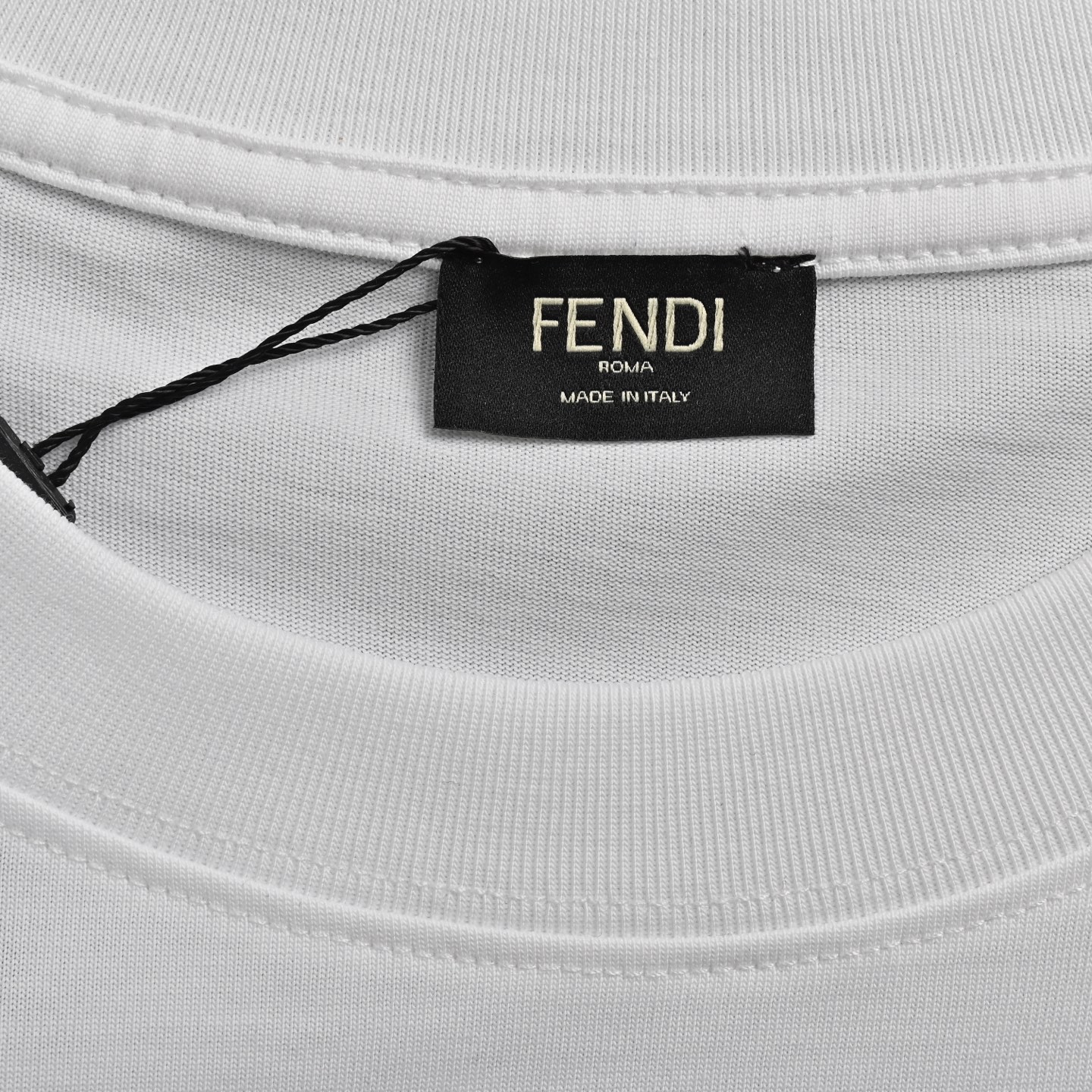 Fendi/芬迪 皮革饰边拉链口袋短袖