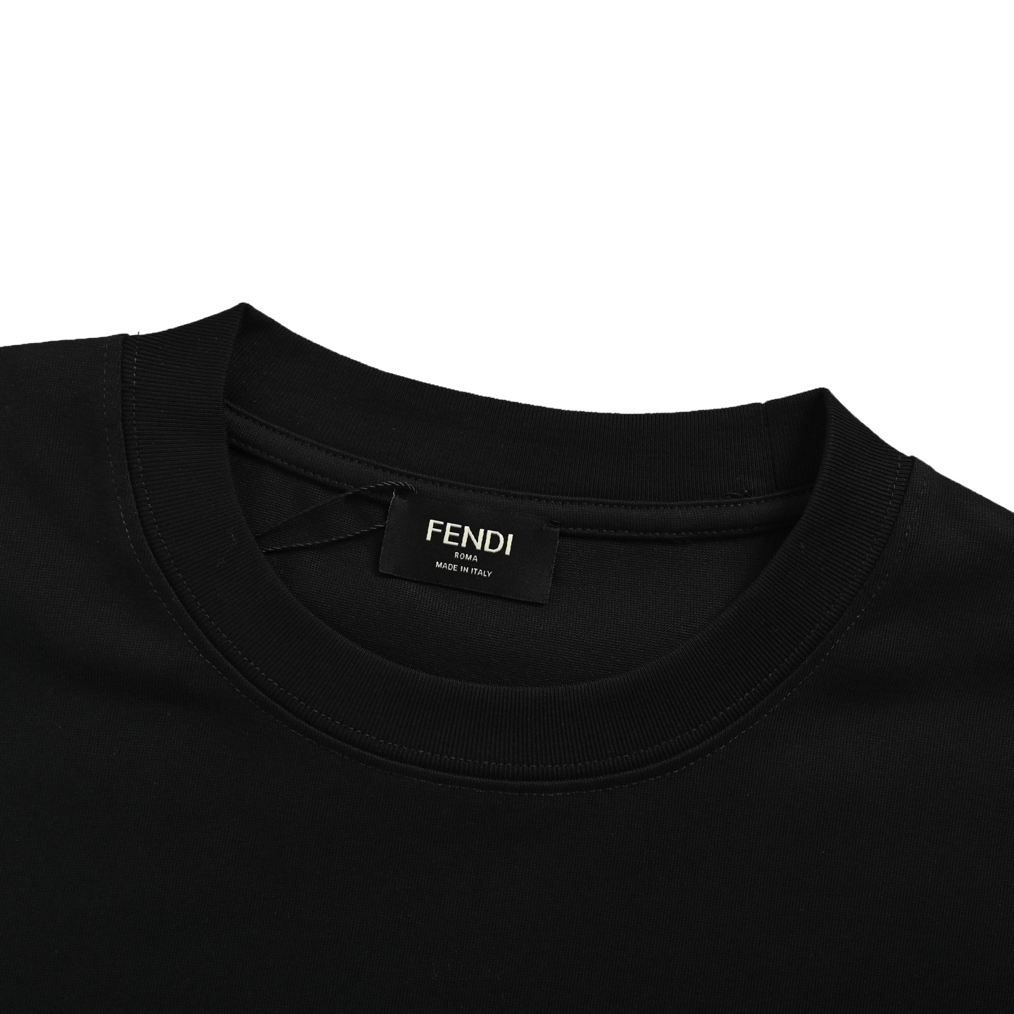 Fendi/芬迪 25ss 大字母logo印花短袖
