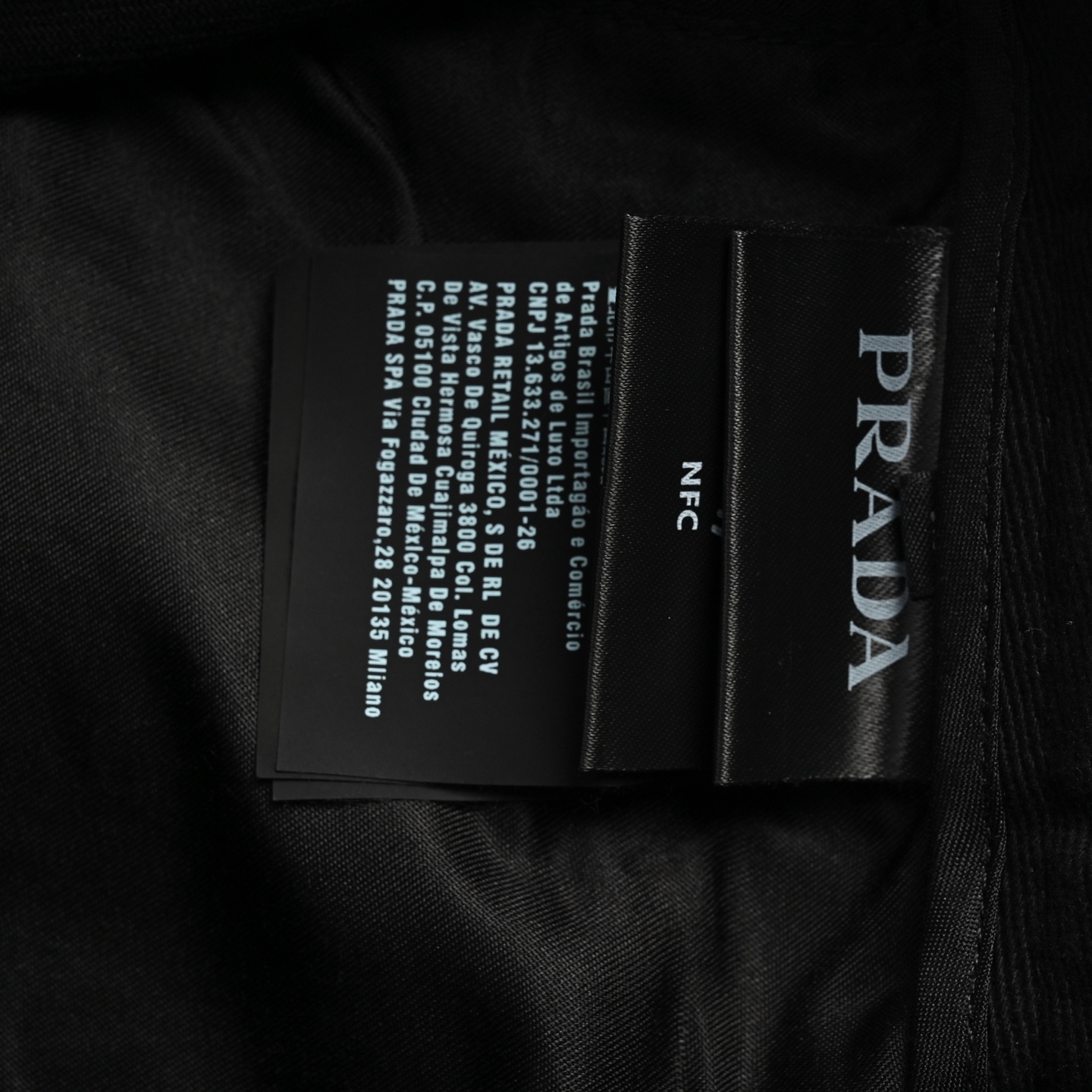 Prada/普拉达 25ss 口袋三角标工装长裤
