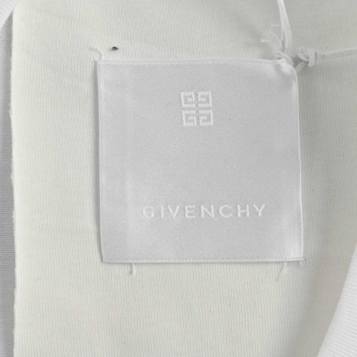 GIVENCHY/纪梵希 25ss 蛇年刺绣短袖