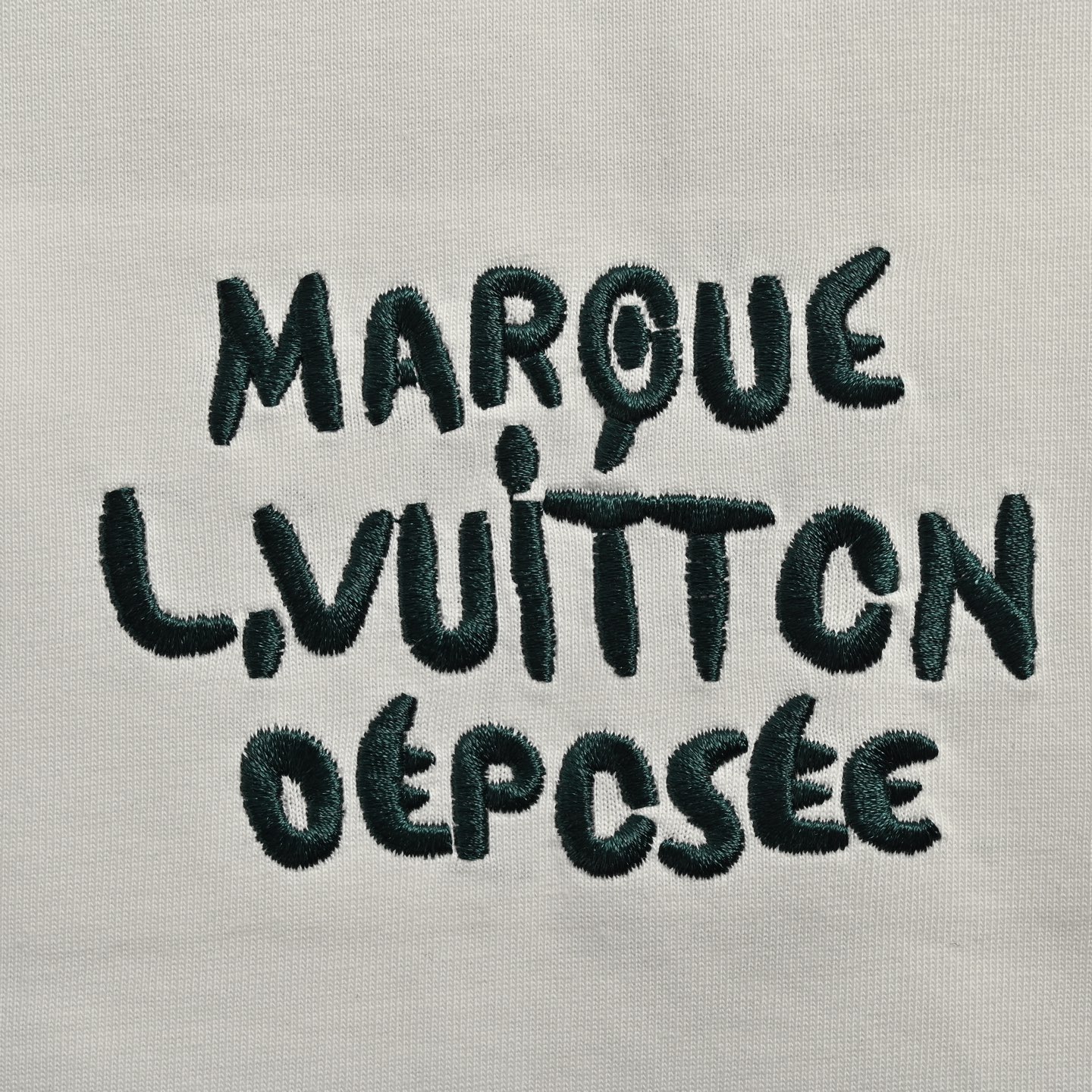 Louis Vuitton/路易威登 25ss 胸口刺绣字母短袖