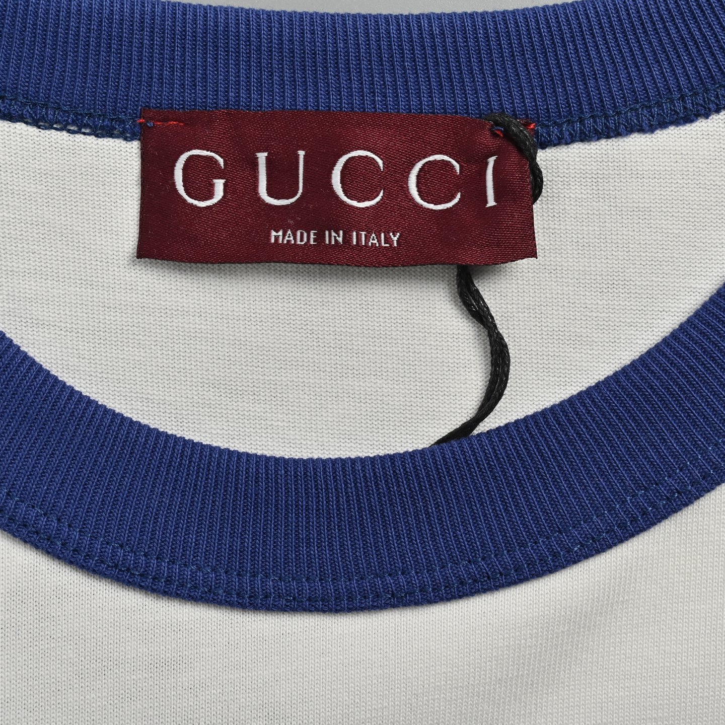Gucci/古驰 25ss 1921行李员徽章印花短袖 米白色-Chinese UA Cheap High Quatity Brand Clothes Bags handbags Sneakers wholesale wholesaler seller from China Factory suppliers Fashion Clothing Shoes best Quality Beautiful Price Gucci/古驰 25ss 1921行李员徽章印花短袖 米白色