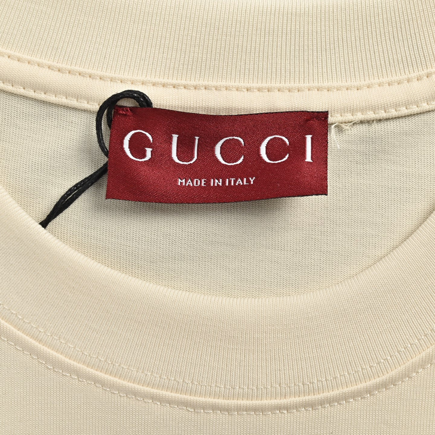 Gucci/古驰 25ss 草写字母logo刺绣短袖
