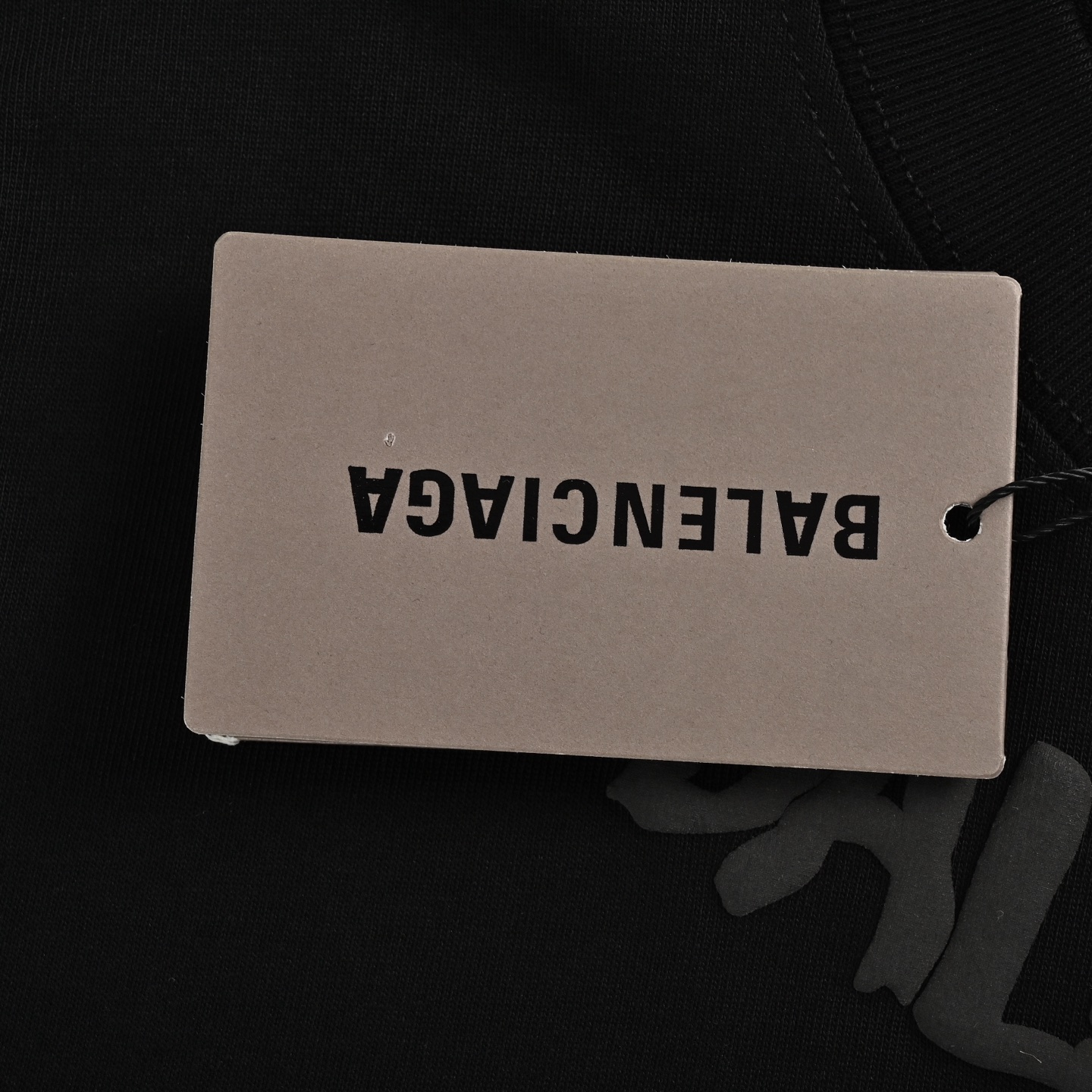 Balenciaga/巴黎世家 25ss 领口字母发泡印花短袖 黑色 白色