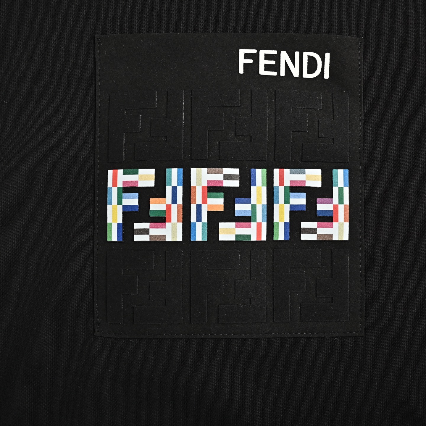 Fendi/芬迪 25ss 口袋FF压花短袖