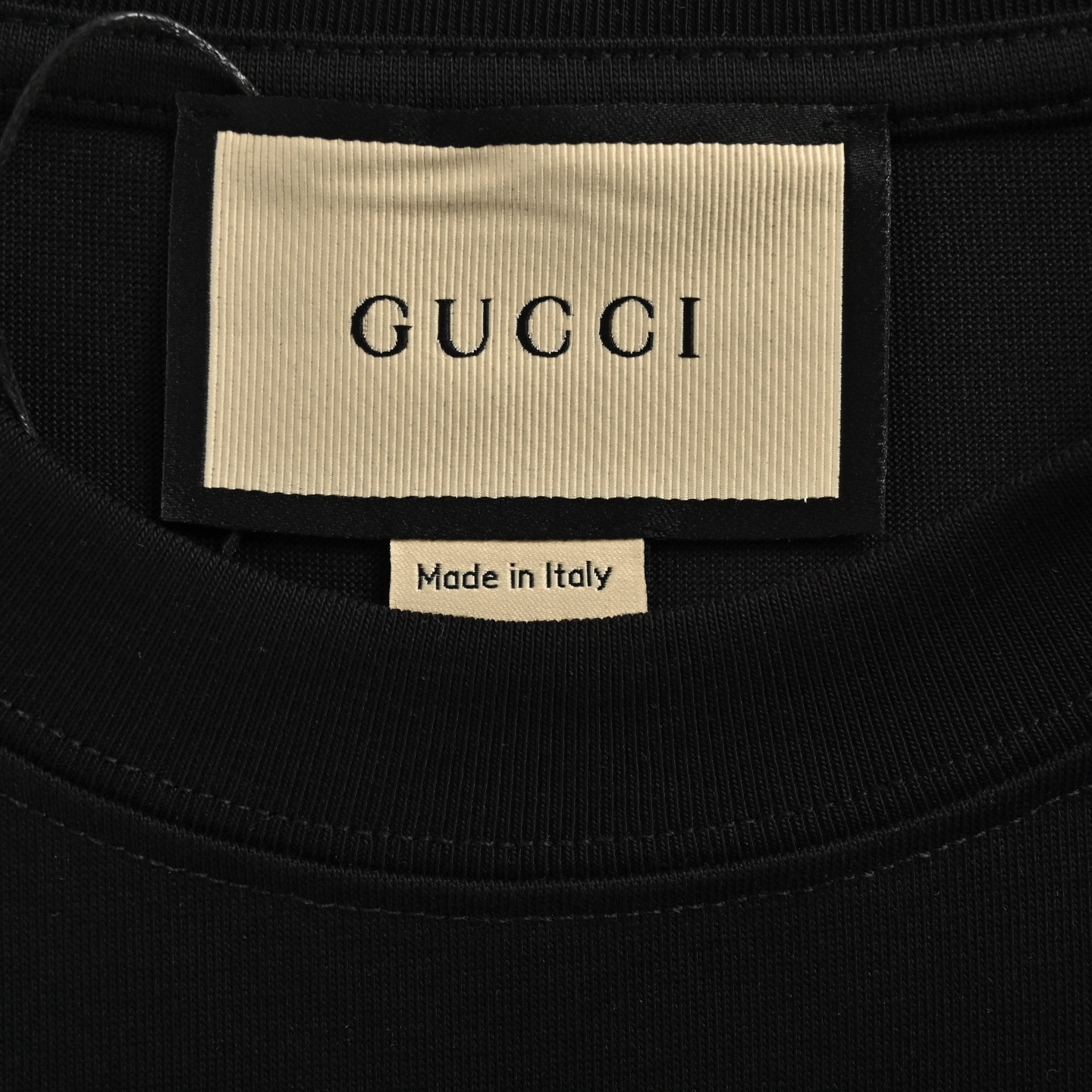 Gucci/古驰 25ss 涂鸦签名字母印花短袖