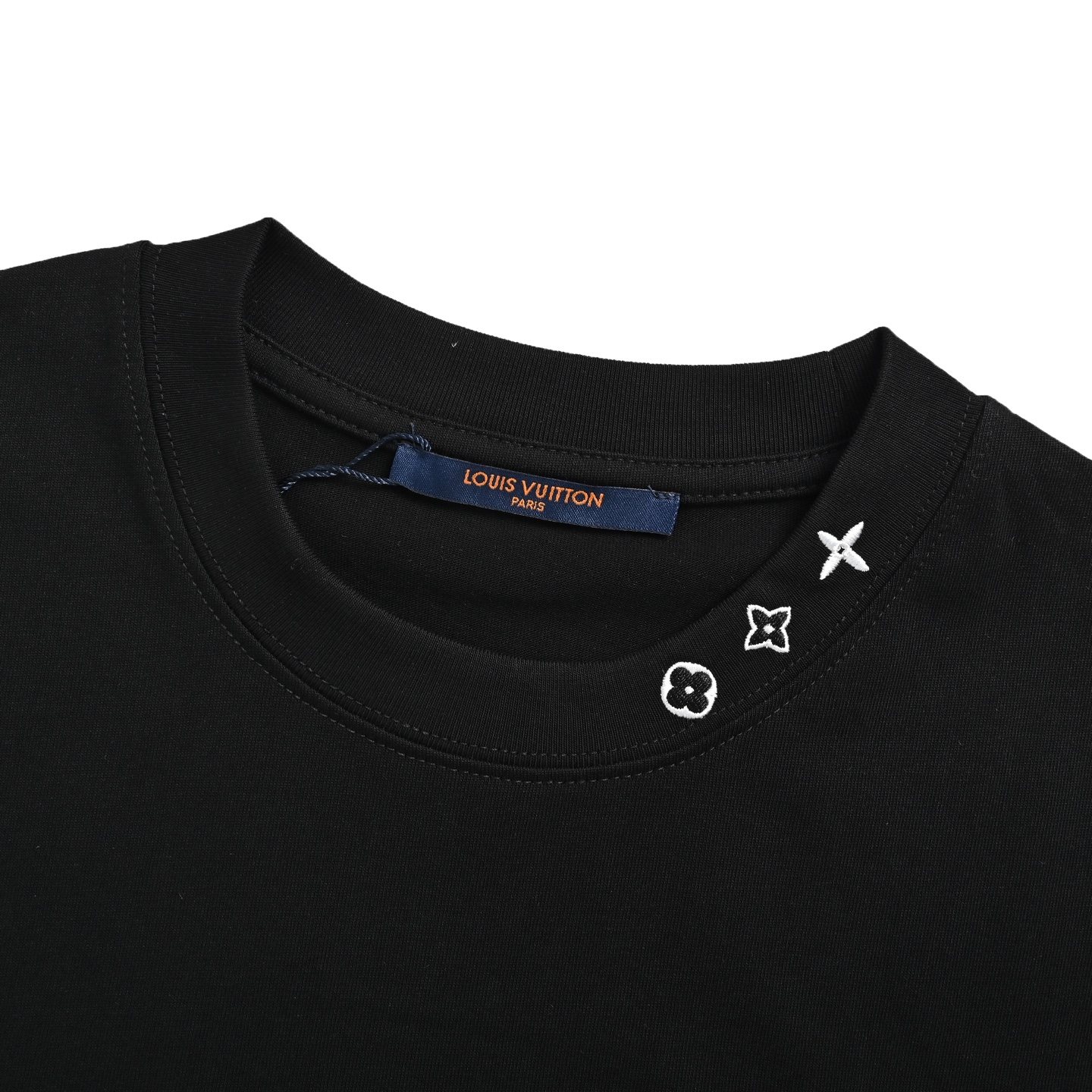 Louis Vuitton/路易威登 25ss 领口三花滑雪logo刺绣短袖黑色 白色-Chinese UA Cheap High Quatity Brand Clothes Bags handbags Sneakers wholesale wholesaler seller from China Factory suppliers Fashion Clothing Shoes best Quality Beautiful Price Louis Vuitton/路易威登 25ss 领口三花滑雪logo刺绣短袖黑色 白色