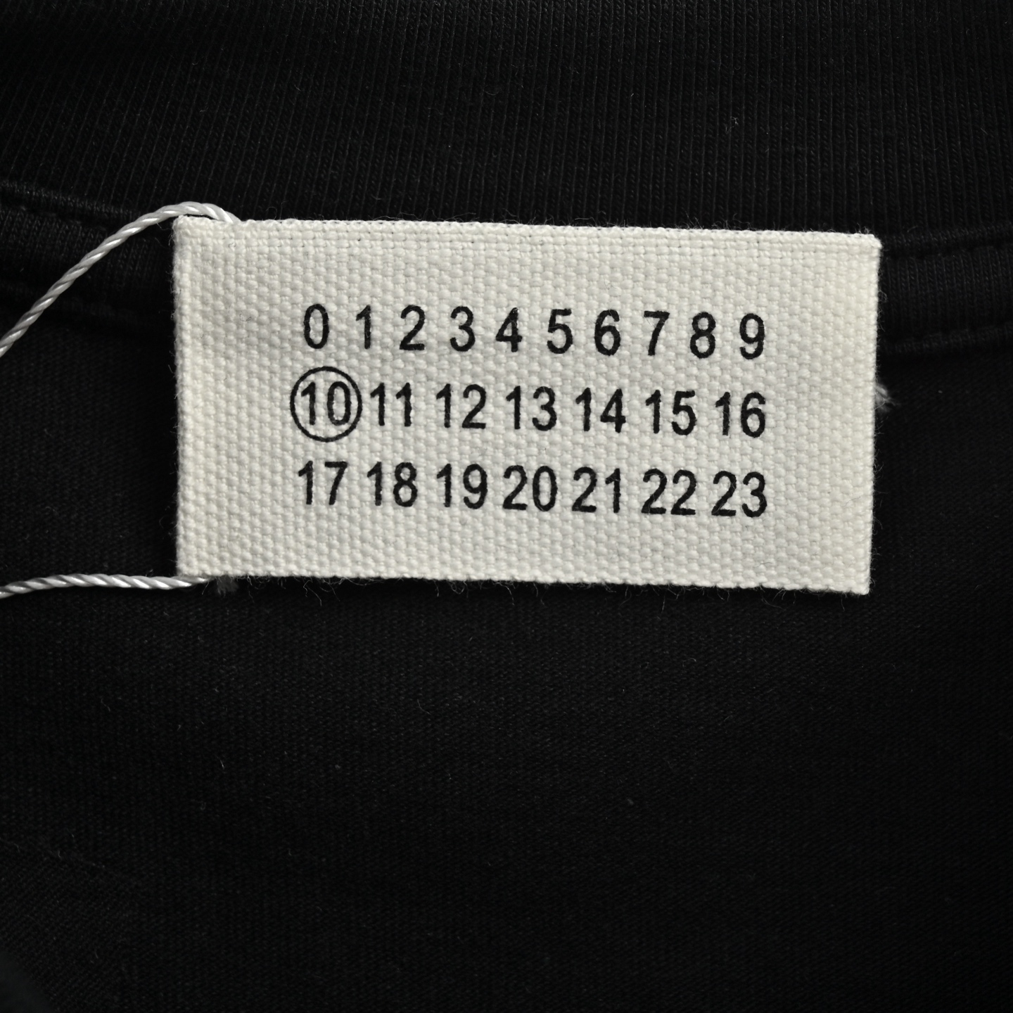 Maison Margiela/马吉拉 25ss 数字logo刺绣短袖