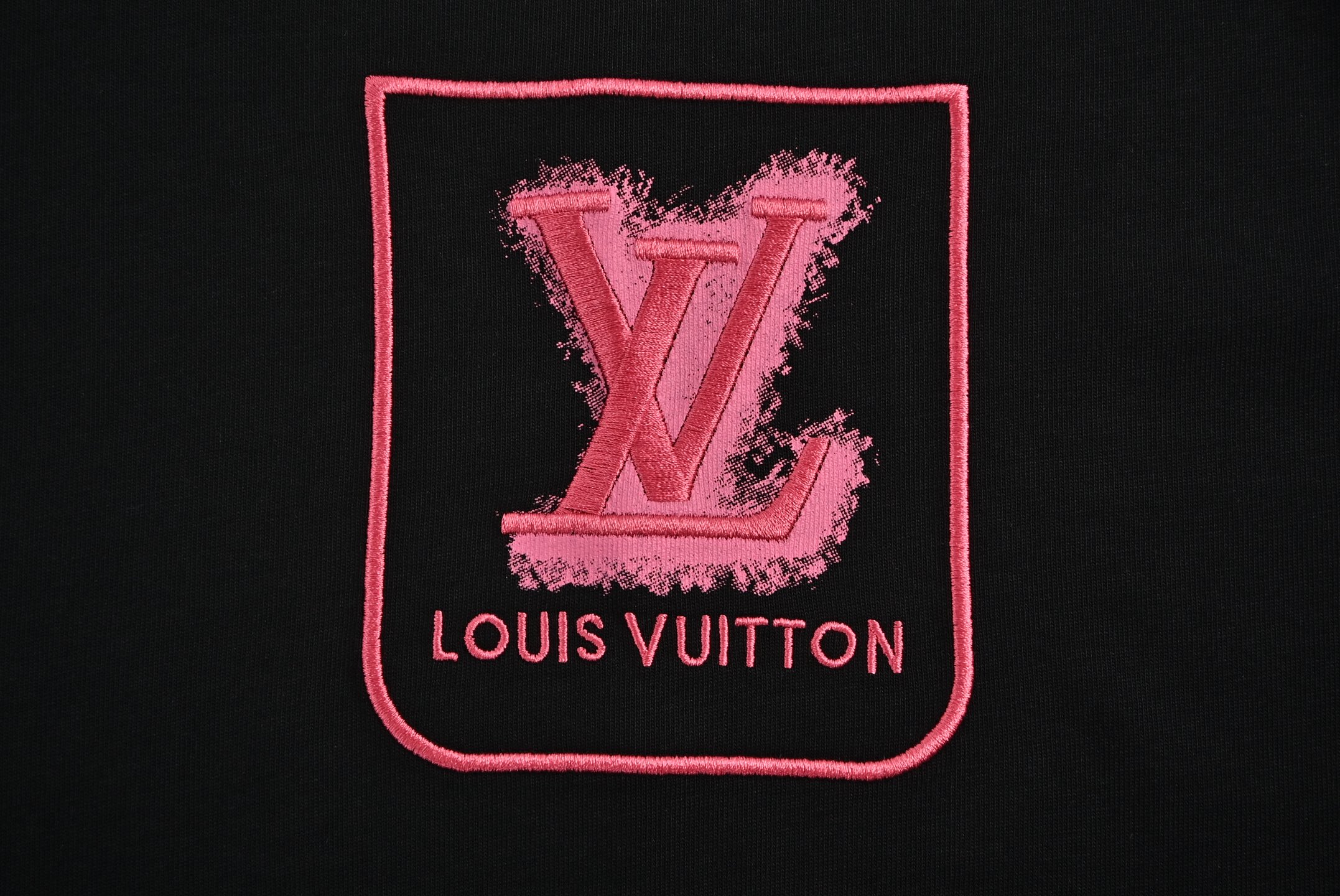 Louis Vuitton/路易威登 25ss 粉色泼墨刺绣logo假口袋短袖T恤黑色 白色