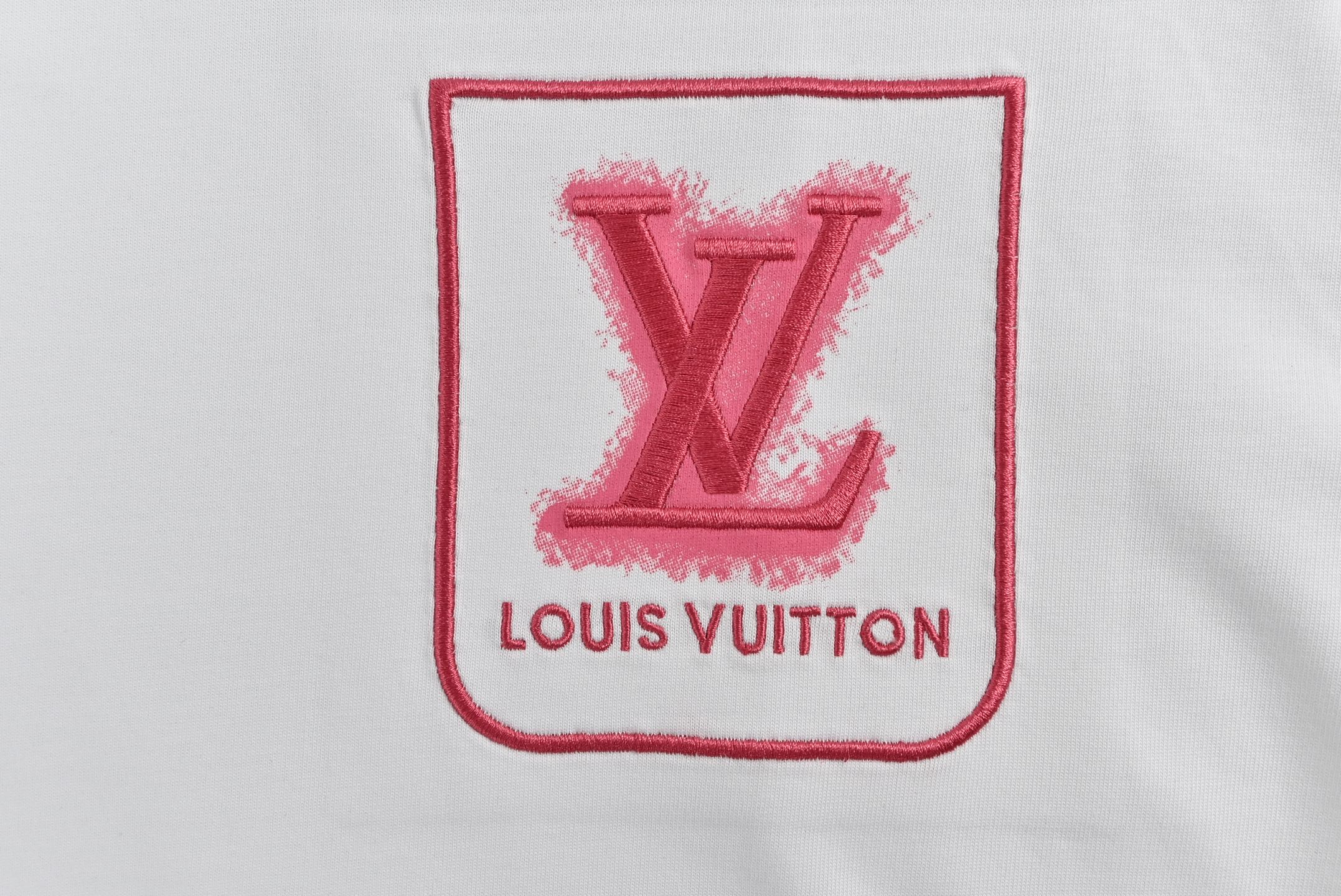Louis Vuitton/路易威登 25ss 粉色泼墨刺绣logo假口袋短袖T恤