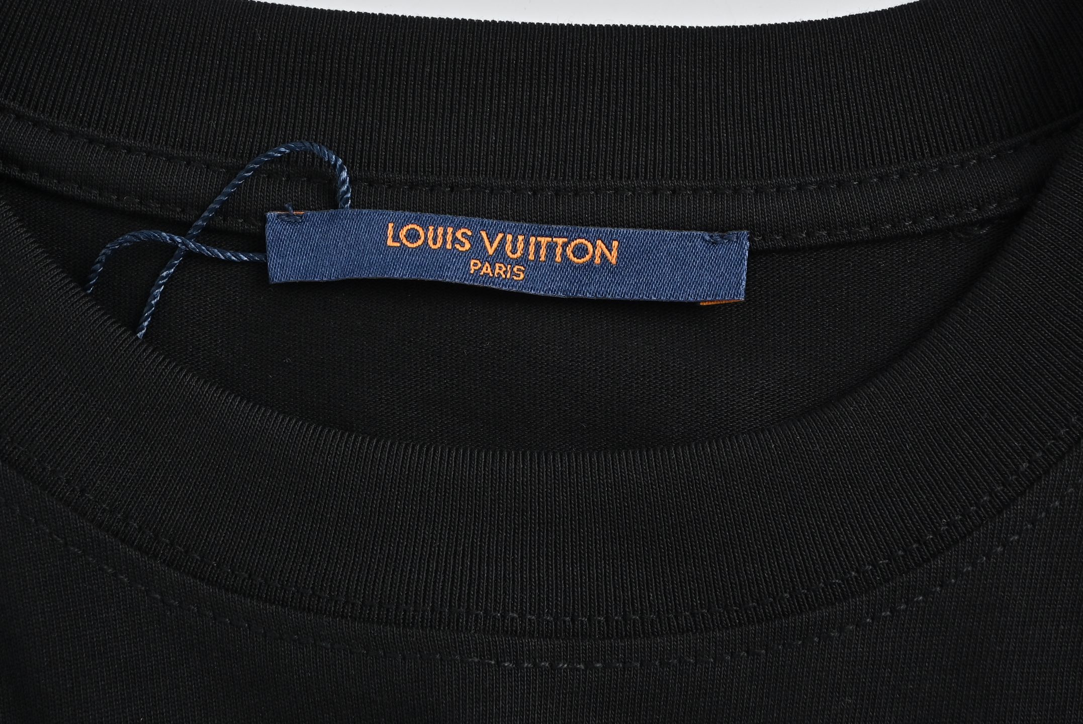 Louis Vuitton/路易威登 25ss 创意项链字母logo印花短袖