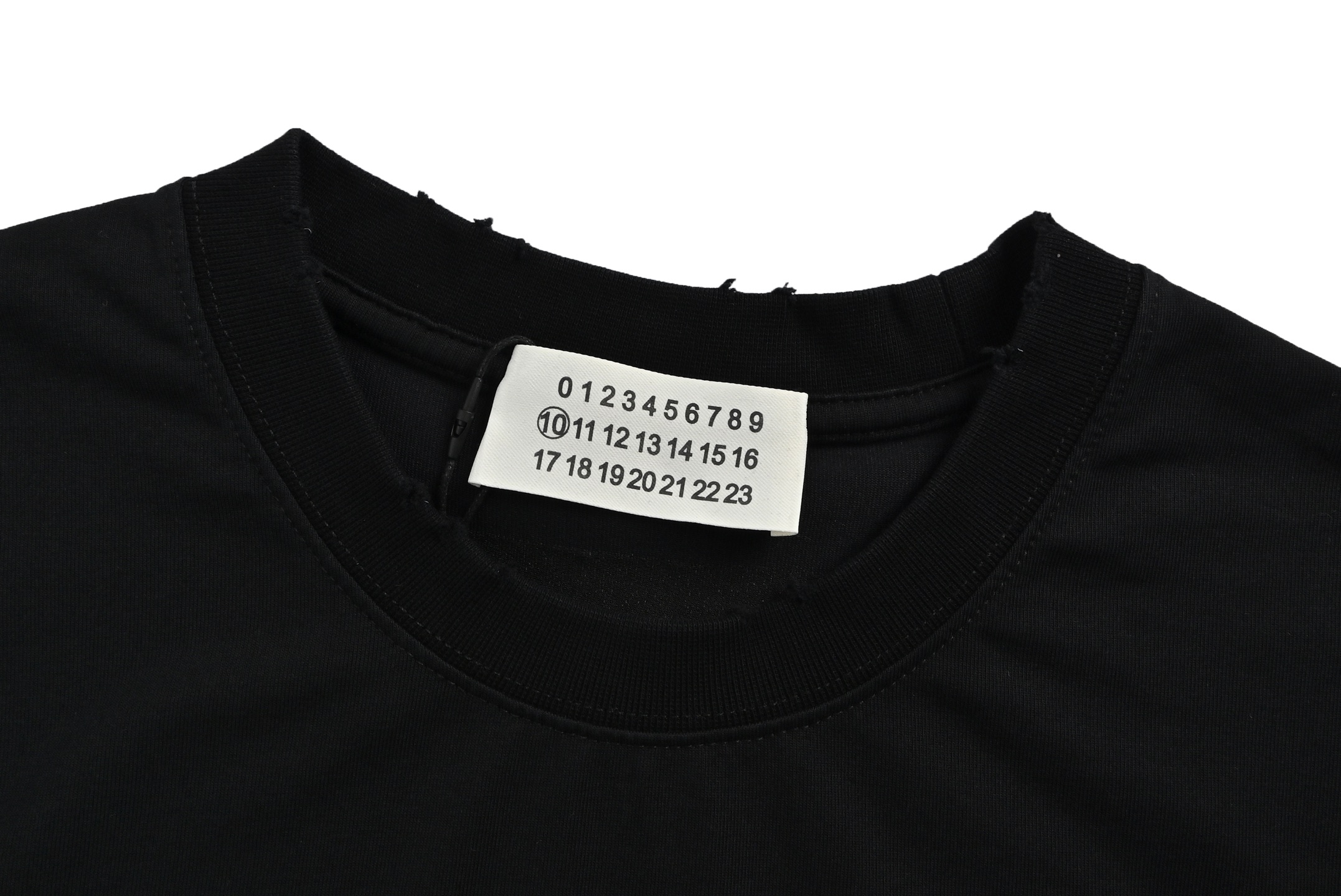 Maison Margiela/马吉拉 25ss 刺绣破坏贴布短袖