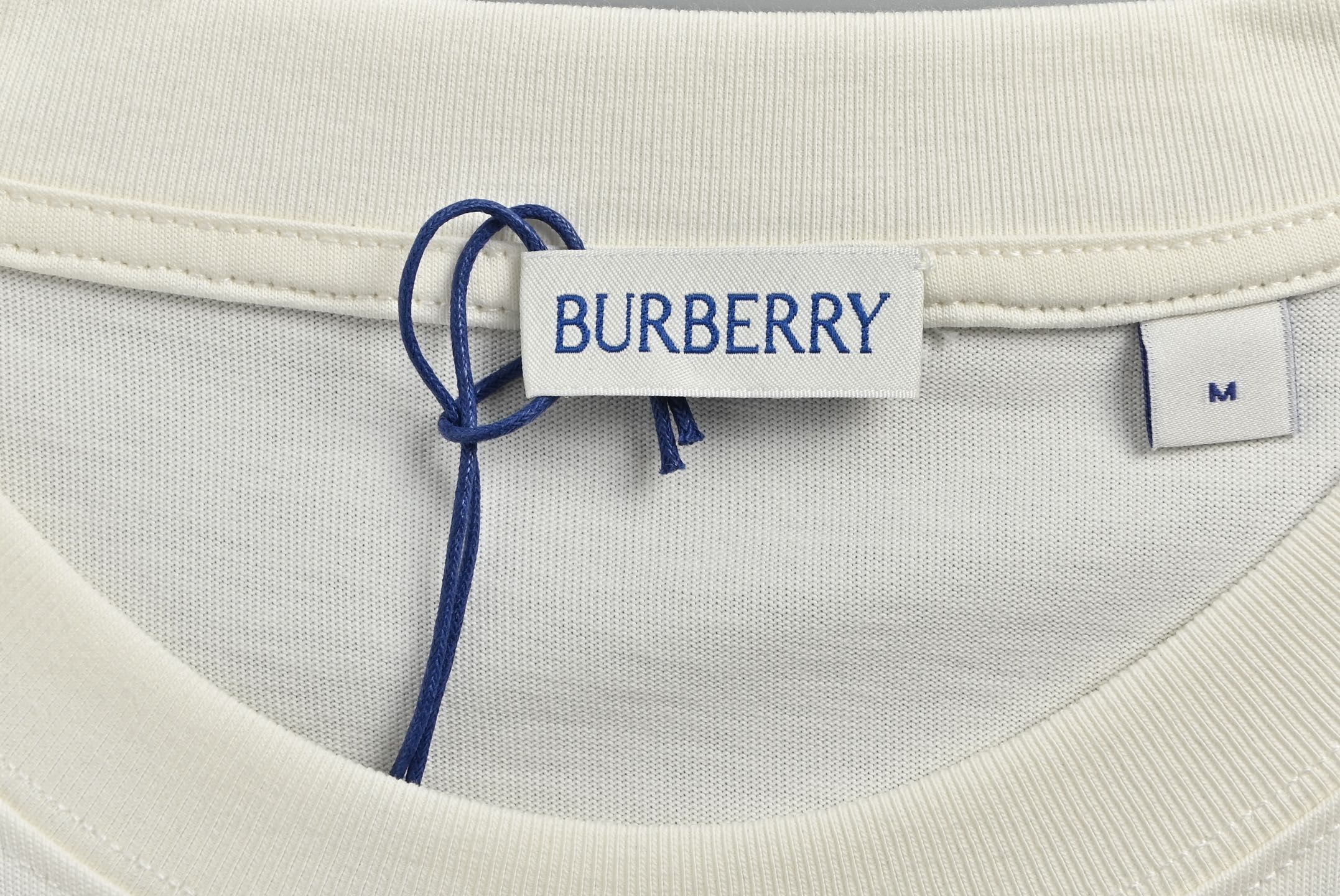 Burberry/巴宝莉 橡树叶盾牌徽标刺绣短袖 巴宝莉 25ss新款T恤衫