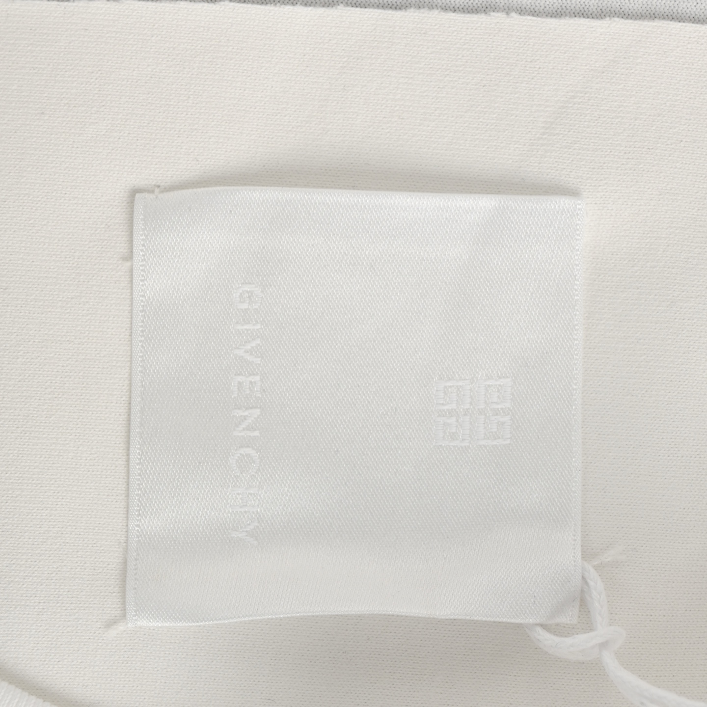 GIVENCHY/纪梵希 25ss 蛇年系列印花短袖