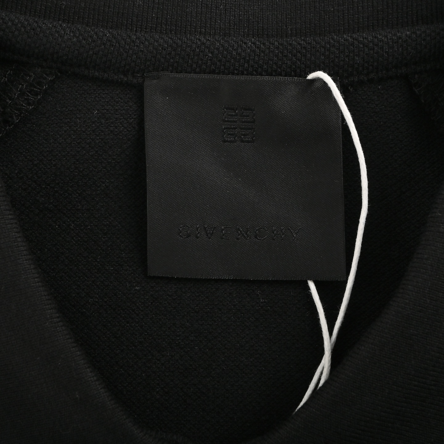 GIVENCHY/纪梵希 半拉链胸口四宫格Logo短袖