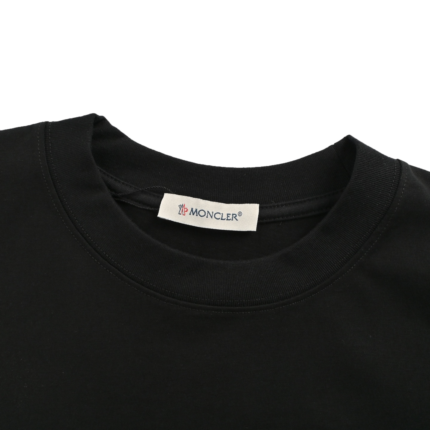 Moncler/蒙口 25ss 后背立体压胶logo短袖 黑色 白色-Chinese UA Cheap High Quatity Brand Clothes Bags handbags Sneakers wholesale wholesaler seller from China Factory suppliers Fashion Clothing Shoes best Quality Beautiful Price Moncler/蒙口 25ss 后背立体压胶logo短袖 黑色 白色