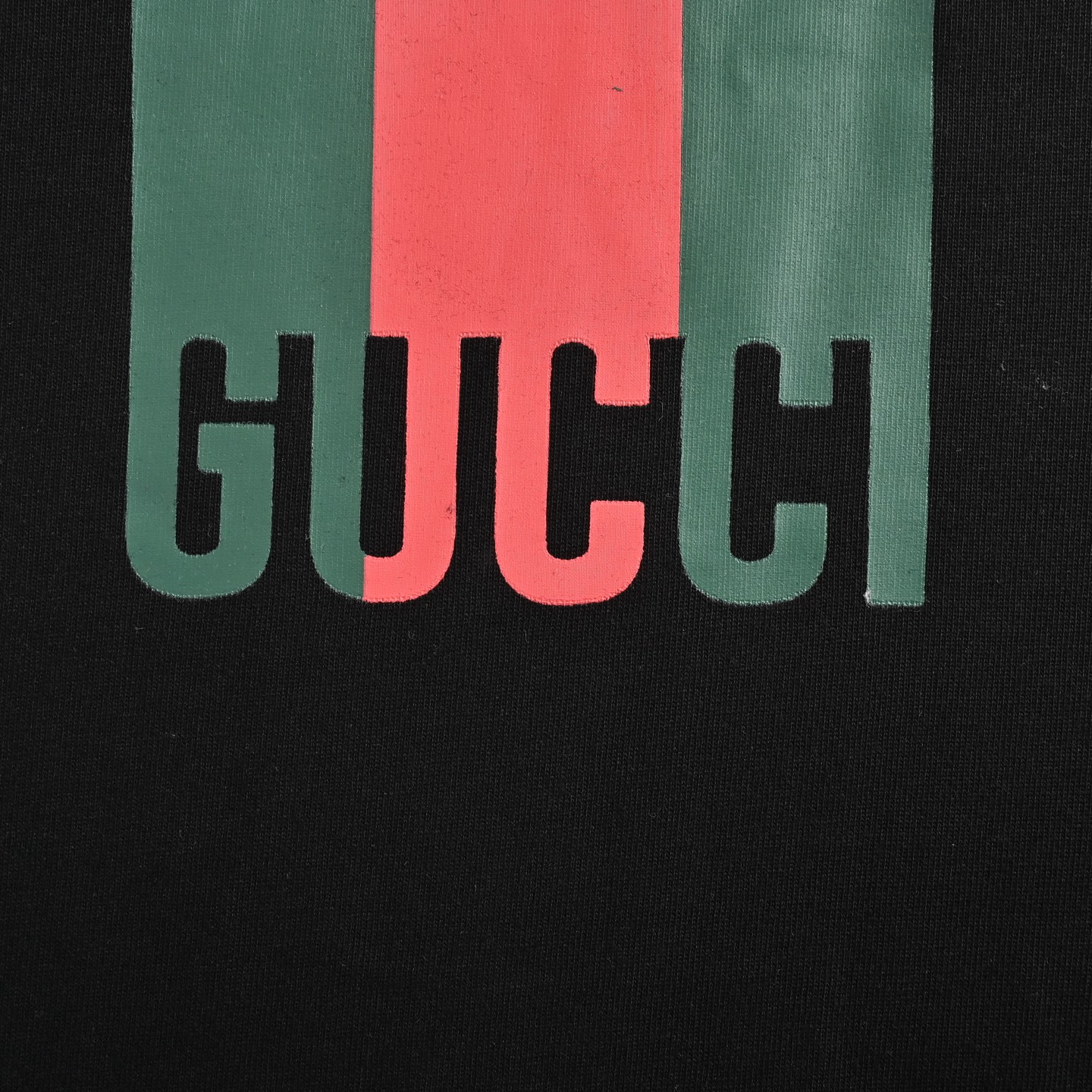 Gucci/古驰 25ss 红绿条纹字母印花短袖-Chinese UA Cheap High Quatity Brand Clothes Bags handbags Sneakers wholesale wholesaler seller from China Factory suppliers Fashion Clothing Shoes best Quality Beautiful Price Gucci/古驰 25ss 红绿条纹字母印花短袖