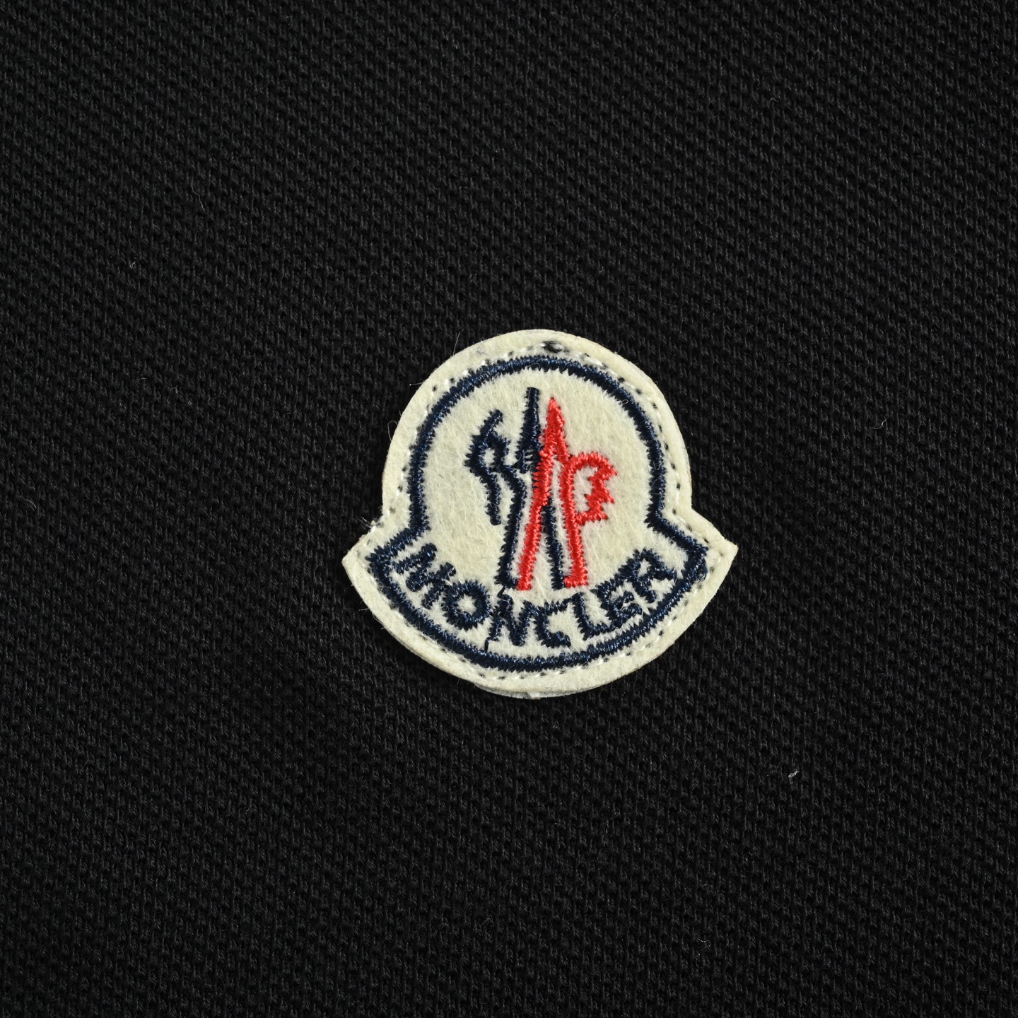 Moncler/蒙口 25ss 红领刺绣徽标Polo短袖