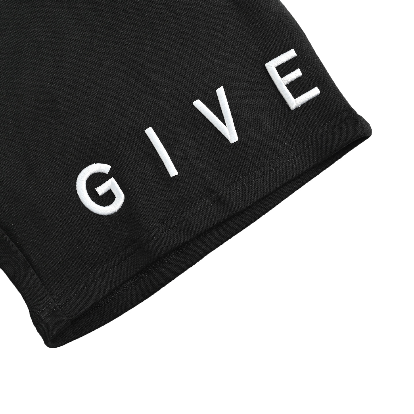 GIVENCHY/纪梵希 24ss 字母刺绣短裤