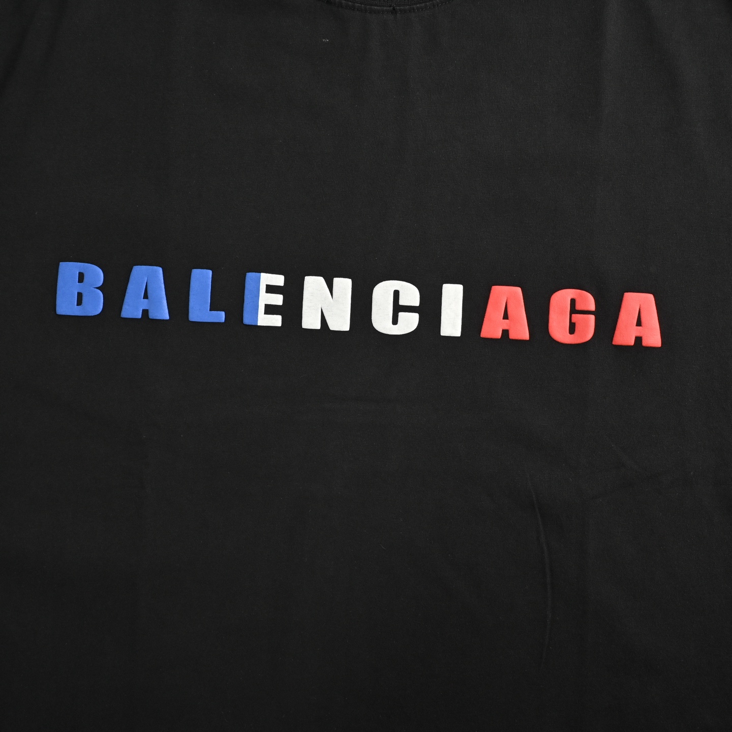 Balenciaga/巴黎世家 25ss 撞色字母发泡印花短袖
