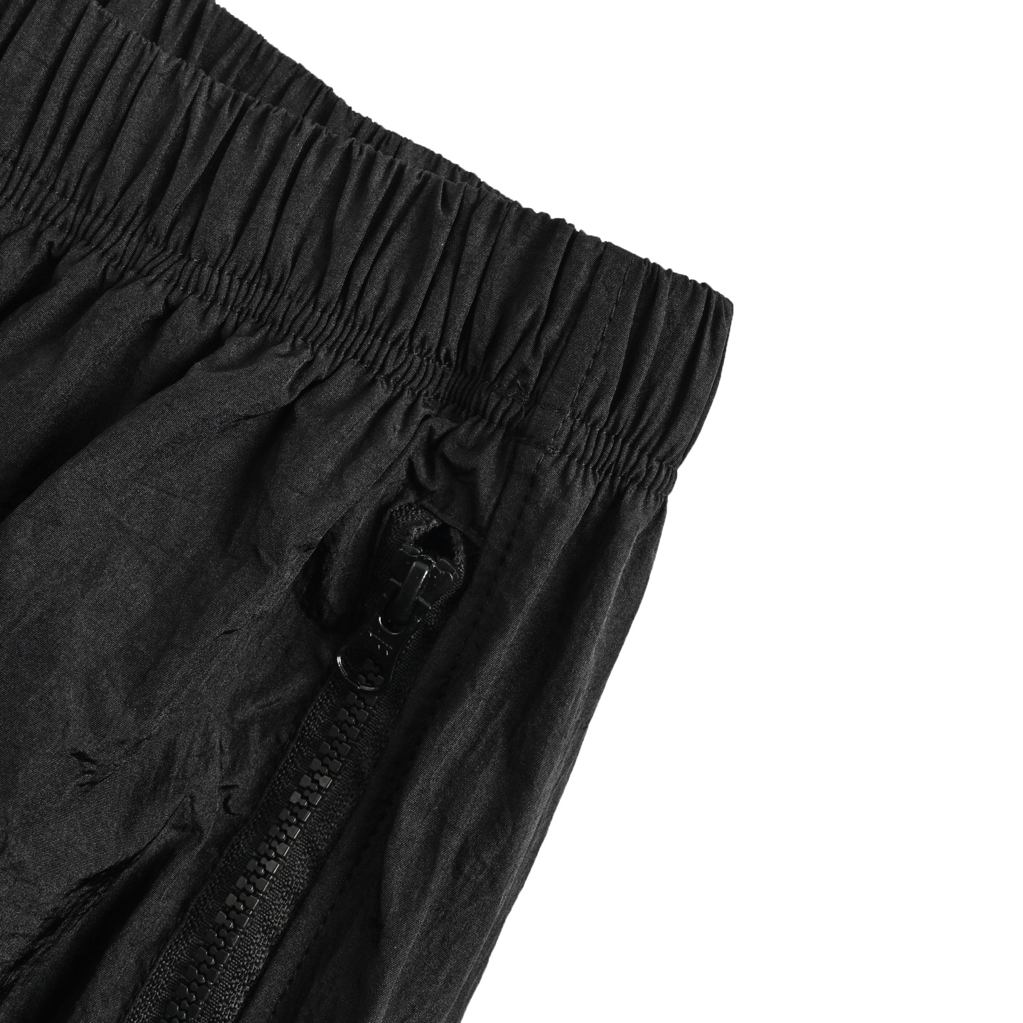 Stone Island/石头岛 经典纯色机能金属尼龙长裤 STONE ISLAND 石头岛SS23 Nylon Meta系列 纯色金属尼龙弹力裤脚宽松长款休闲长裤-Chinese UA Cheap High Quatity Brand Clothes Bags handbags Sneakers wholesale wholesaler seller from China Factory suppliers Fashion Clothing Shoes best Quality Beautiful Price Stone Island/石头岛 经典纯色机能金属尼龙长裤 STONE ISLAND 石头岛SS23 Nylon Meta系列 纯色金属尼龙弹力裤脚宽松长款休闲长裤