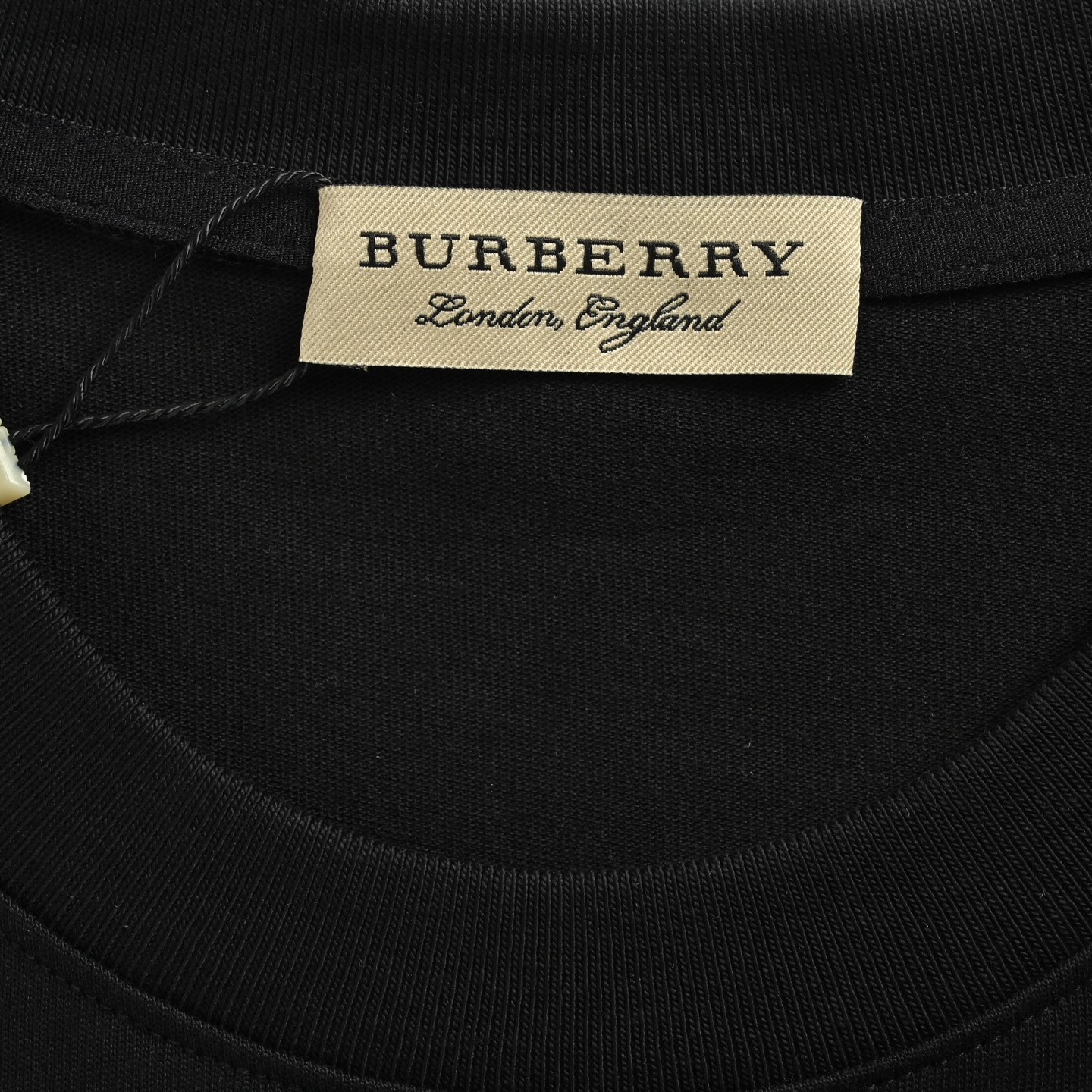 Burberry/巴宝莉 25ss 胸口骑士战马印花短袖 巴宝莉2025新款经典圆领短袖