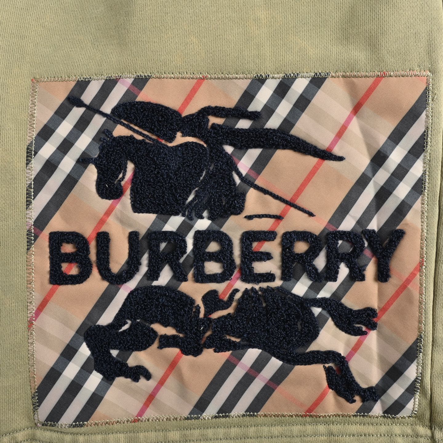 Burberry/巴宝莉 25ss 战马毛巾绣格纹贴布水洗短裤水洗灰 卡其-Chinese UA Cheap High Quatity Brand Clothes Bags handbags Sneakers wholesale wholesaler seller from China Factory suppliers Fashion Clothing Shoes best Quality Beautiful Price Burberry/巴宝莉 25ss 战马毛巾绣格纹贴布水洗短裤水洗灰 卡其