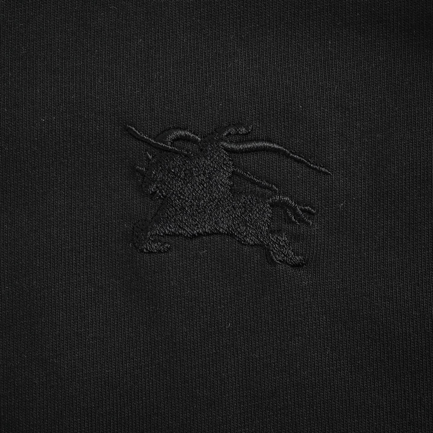 Burberry/巴宝莉 25ss 战马刺绣肩部格纹织带短袖