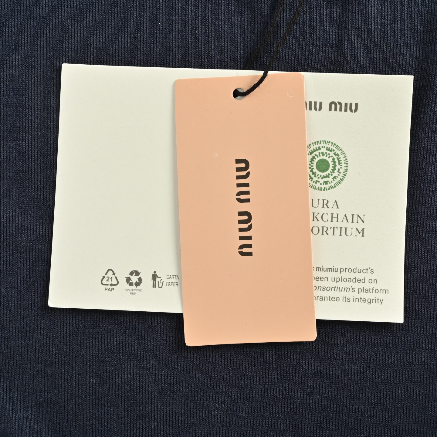 MiuMiu/缪缪 25ss 长袖包臀裙
