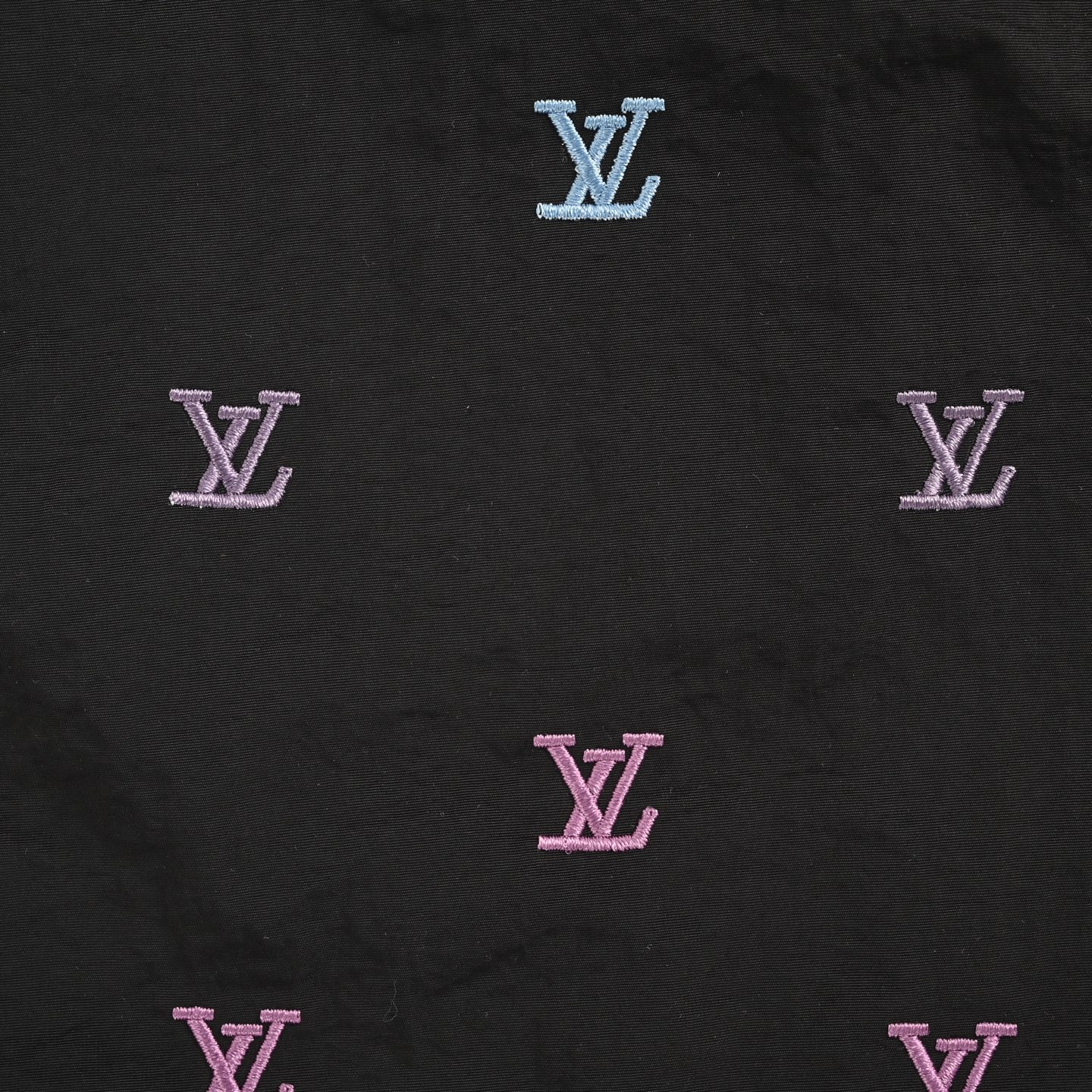 Louis Vuitton/路易威登 25ss 全幅老花渐变刺绣短裤