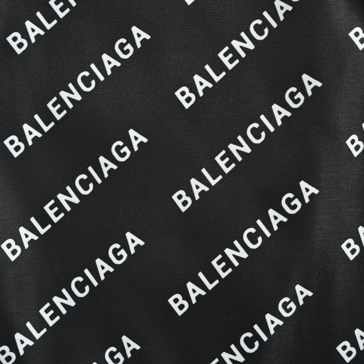 Balenciaga/巴黎世家 25ss 满印弹幕短裤 沙滩旅游必备休闲短裤