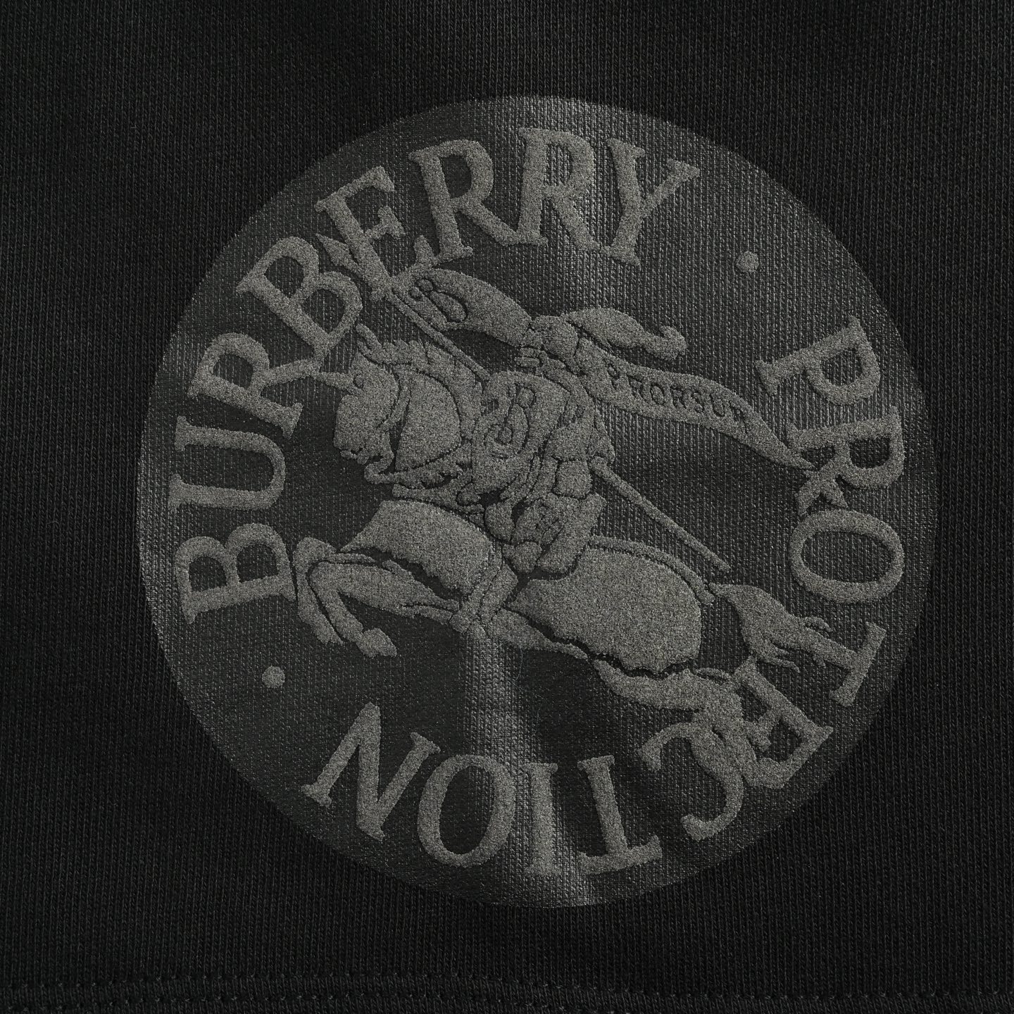 Burberry/巴宝莉 25ss 战马骑士印章短裤
