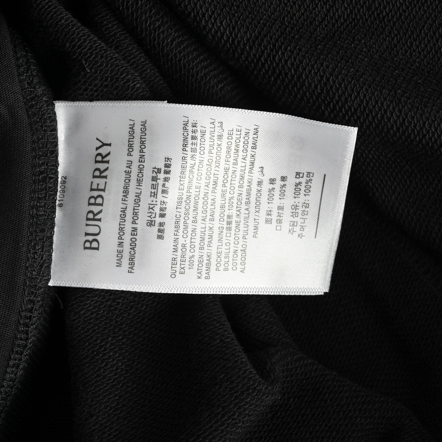 Burberry/巴宝莉 25ss 圆标战马骑士印花短裤