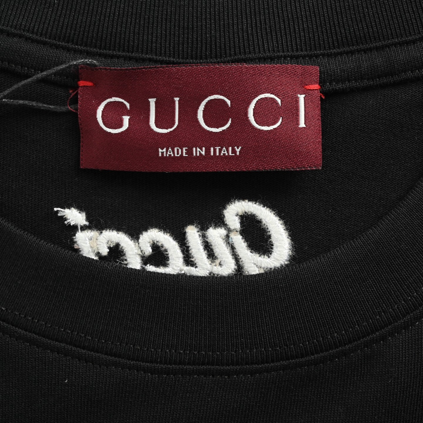Gucci/古驰 25ss 简约字母刺绣短袖