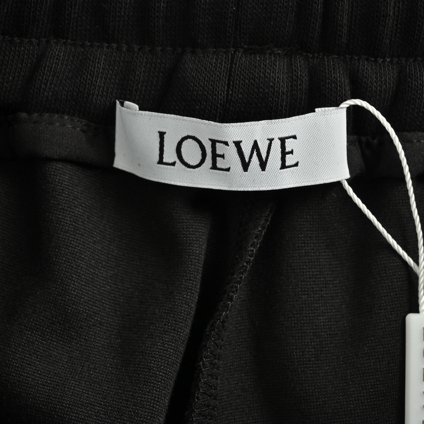 Loewe/罗意威 25ss 昂跑联名口袋印花短裤 昂跑罗意威联名款短裤