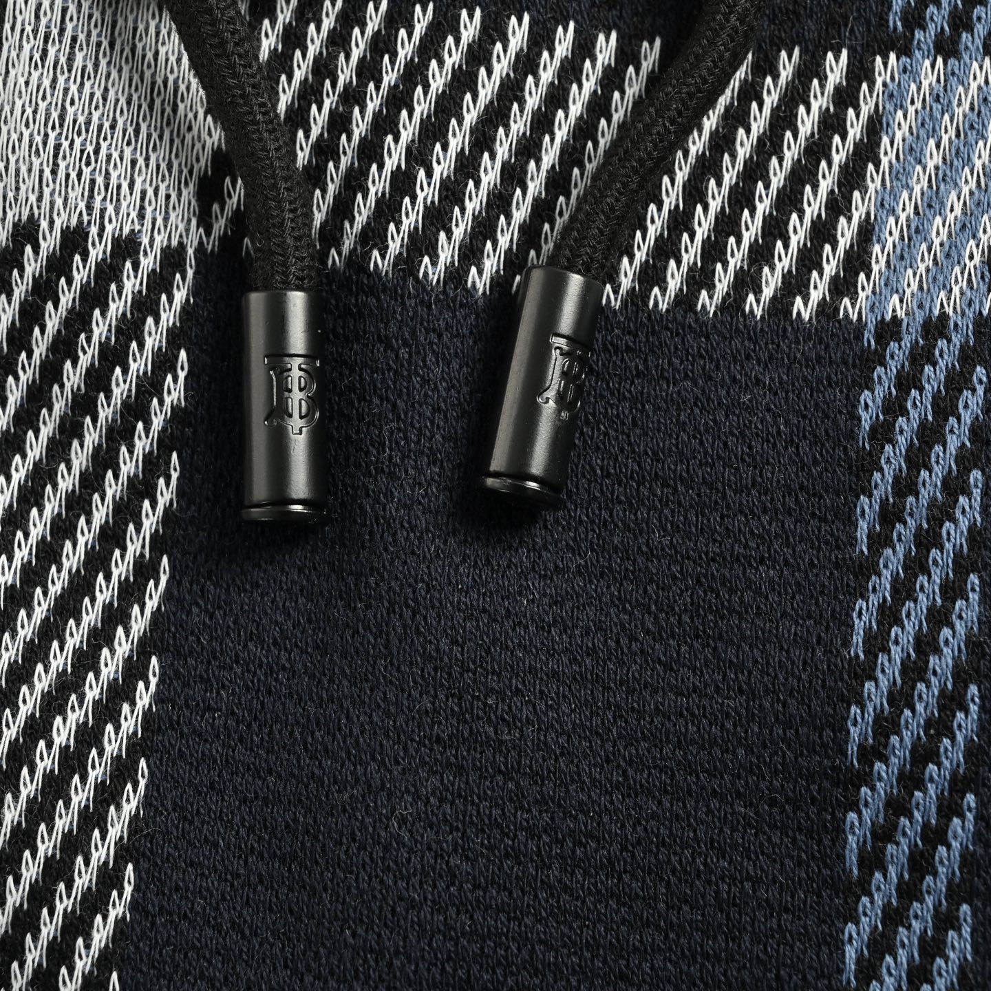 Burberry/巴宝莉 25ss 大格纹针织短裤-Chinese UA Cheap High Quatity Brand Clothes Bags handbags Sneakers wholesale wholesaler seller from China Factory suppliers Fashion Clothing Shoes best Quality Beautiful Price Burberry/巴宝莉 25ss 大格纹针织短裤