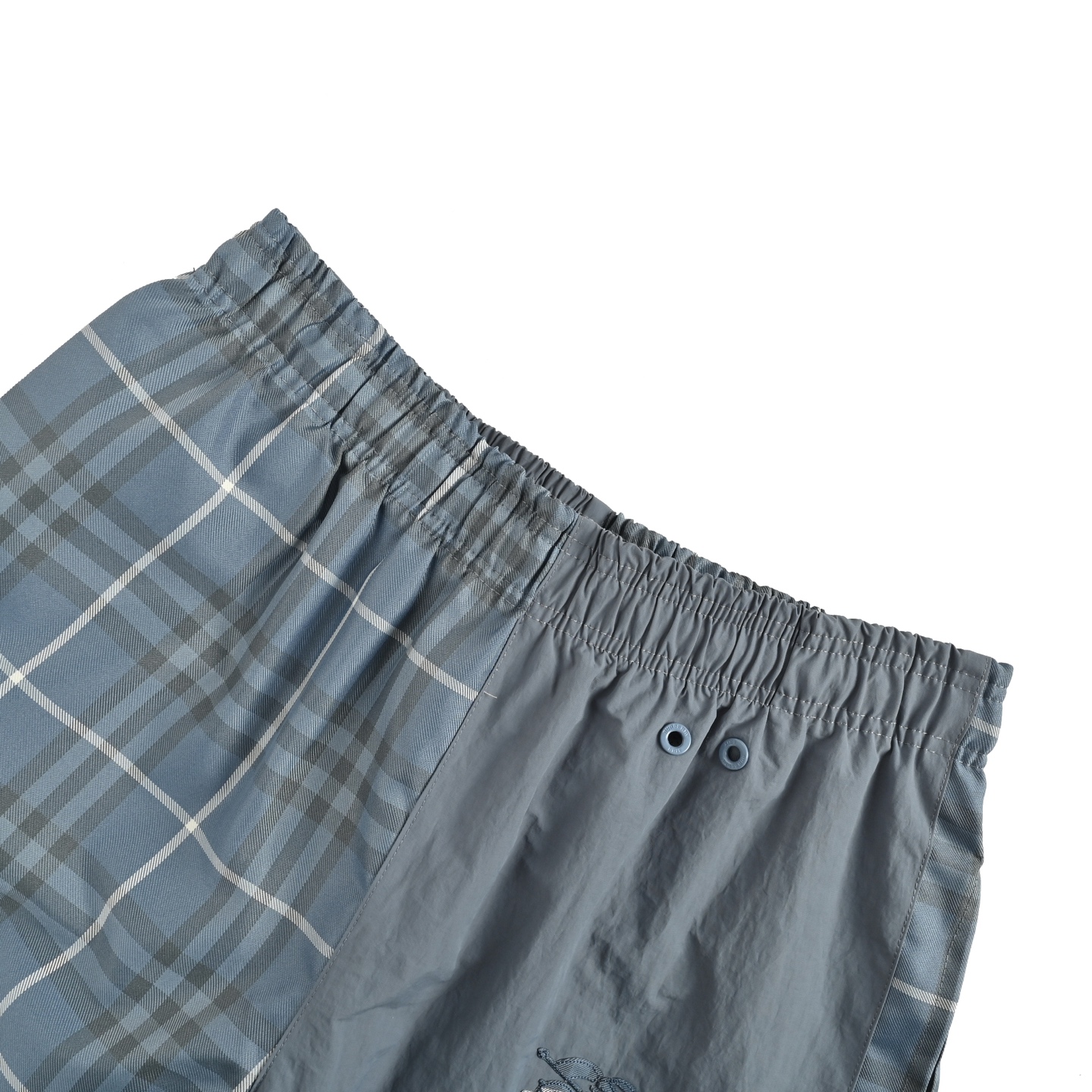 Burberry/巴宝莉 经典斜格纹拼接沙滩短裤