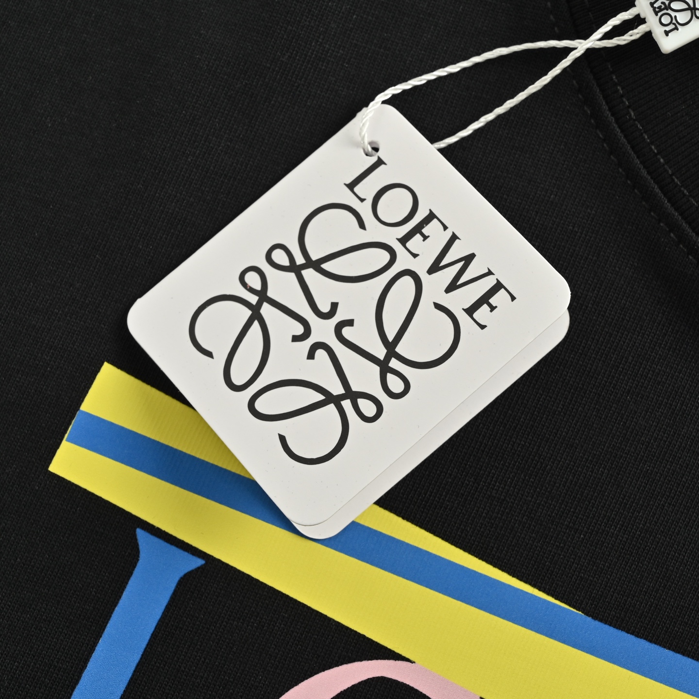 Loewe/罗意威 25ss 胶带四叶草印花短袖