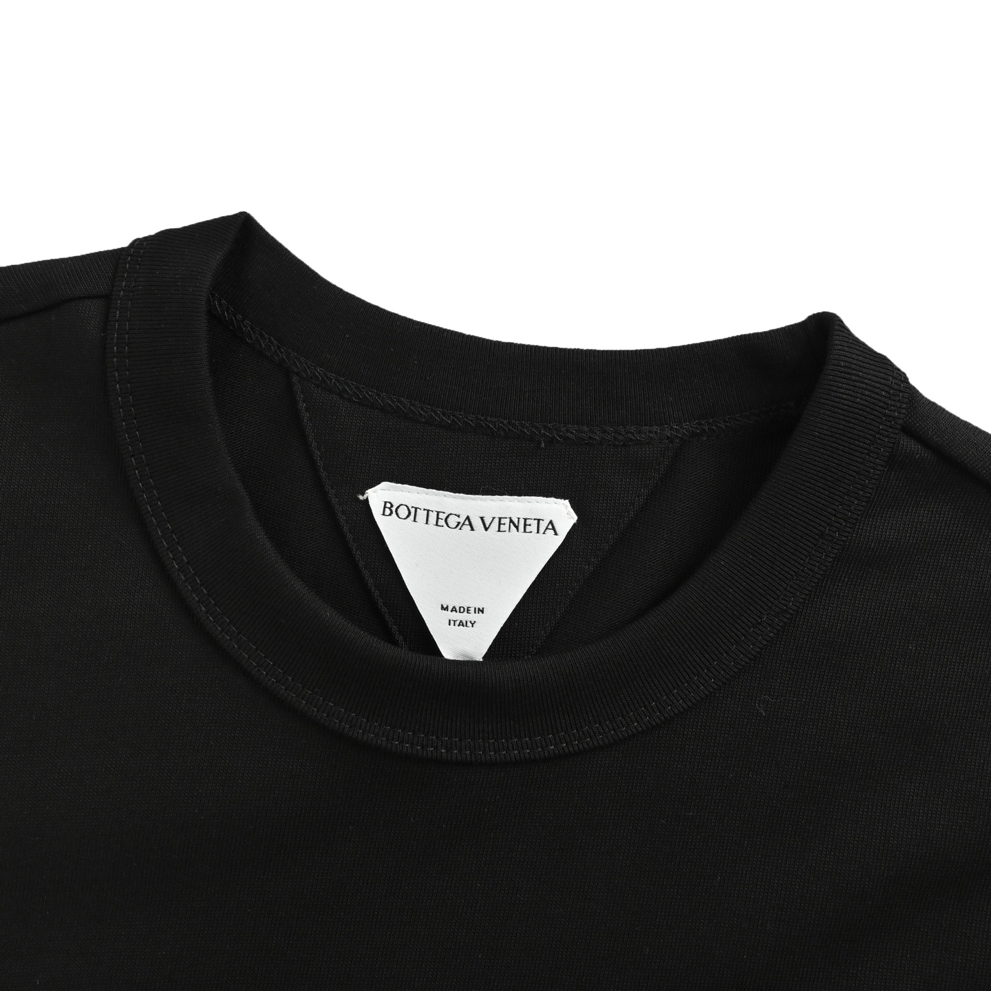 BOTTEGA VENETA/BV 编织爱心皮革标识短袖