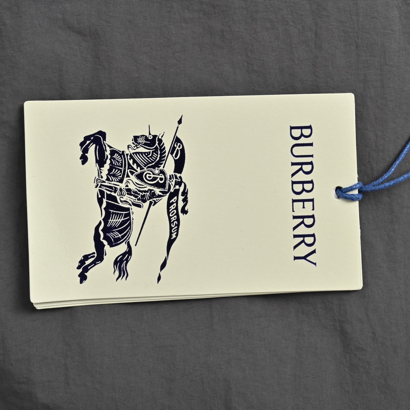 Burberry/巴宝莉 马术骑士徽章尼龙夹克外套-Chinese UA Cheap High Quatity Brand Clothes Bags handbags Sneakers wholesale wholesaler seller from China Factory suppliers Fashion Clothing Shoes best Quality Beautiful Price Burberry/巴宝莉 马术骑士徽章尼龙夹克外套