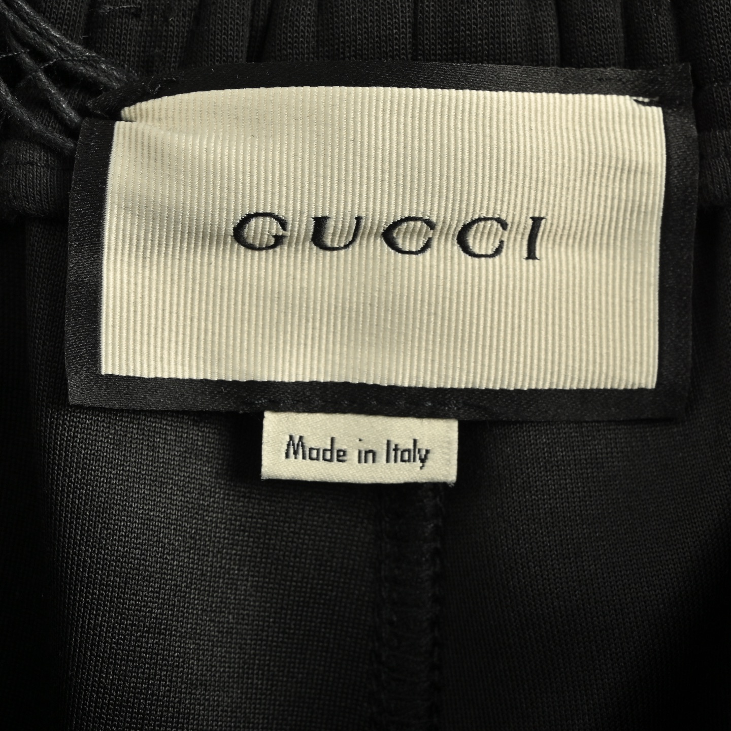Gucci/古驰 25ss 侧边双G织带拼接短裤 杏色 黑色-Chinese UA Cheap High Quatity Brand Clothes Bags handbags Sneakers wholesale wholesaler seller from China Factory suppliers Fashion Clothing Shoes best Quality Beautiful Price Gucci/古驰 25ss 侧边双G织带拼接短裤 杏色 黑色