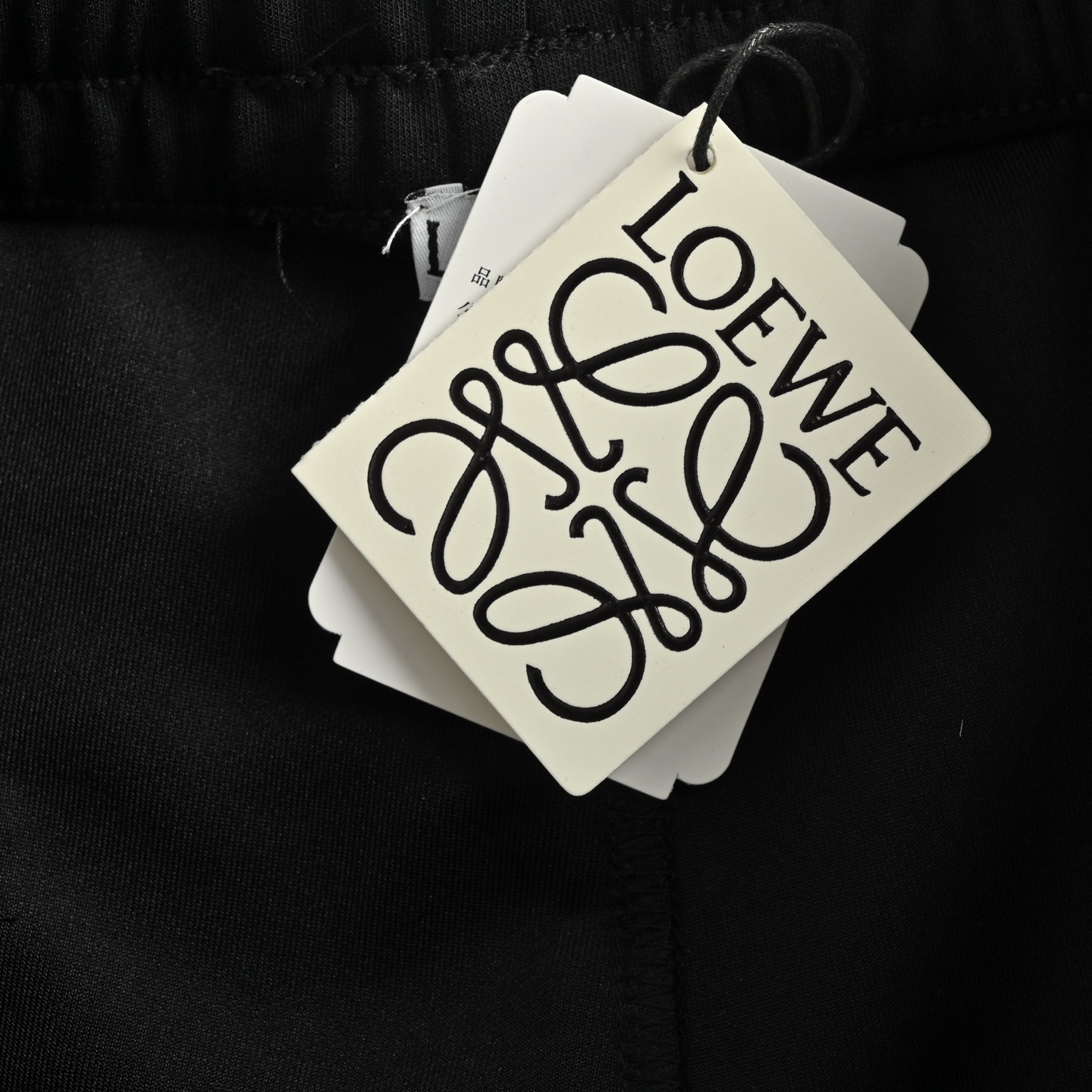 Loewe/罗意威 25ss 民族风侧边拼色织带提花短裤黑色 杏色